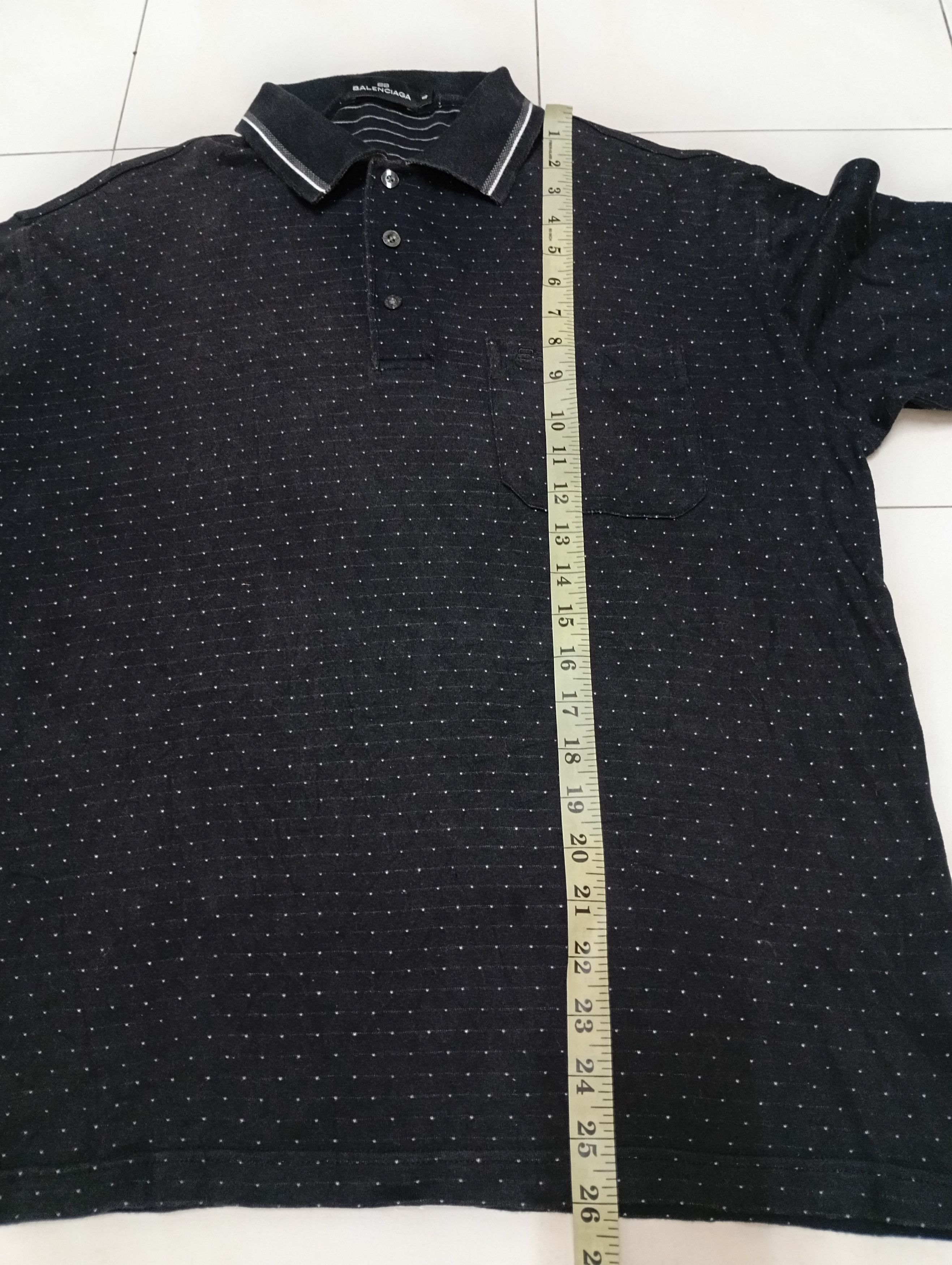 Balenciaga Balenciaga X vintage X streetwear Size US M / EU 48-50 / 2 - 5 Thumbnail
