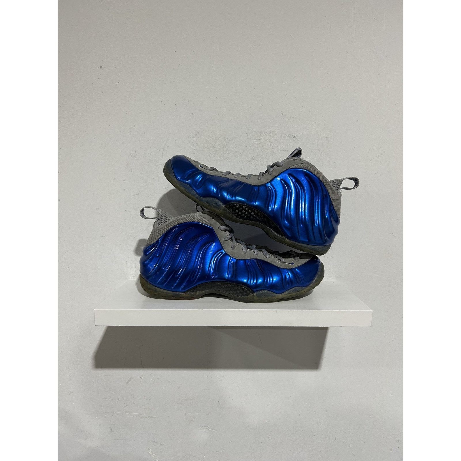 Nike NIKE AIR FOAMPOSITE SPORT ROYAL SIZE 10.5 PREOWNED Size US 10.5 / EU 43-44 - 1 Thumbnail
