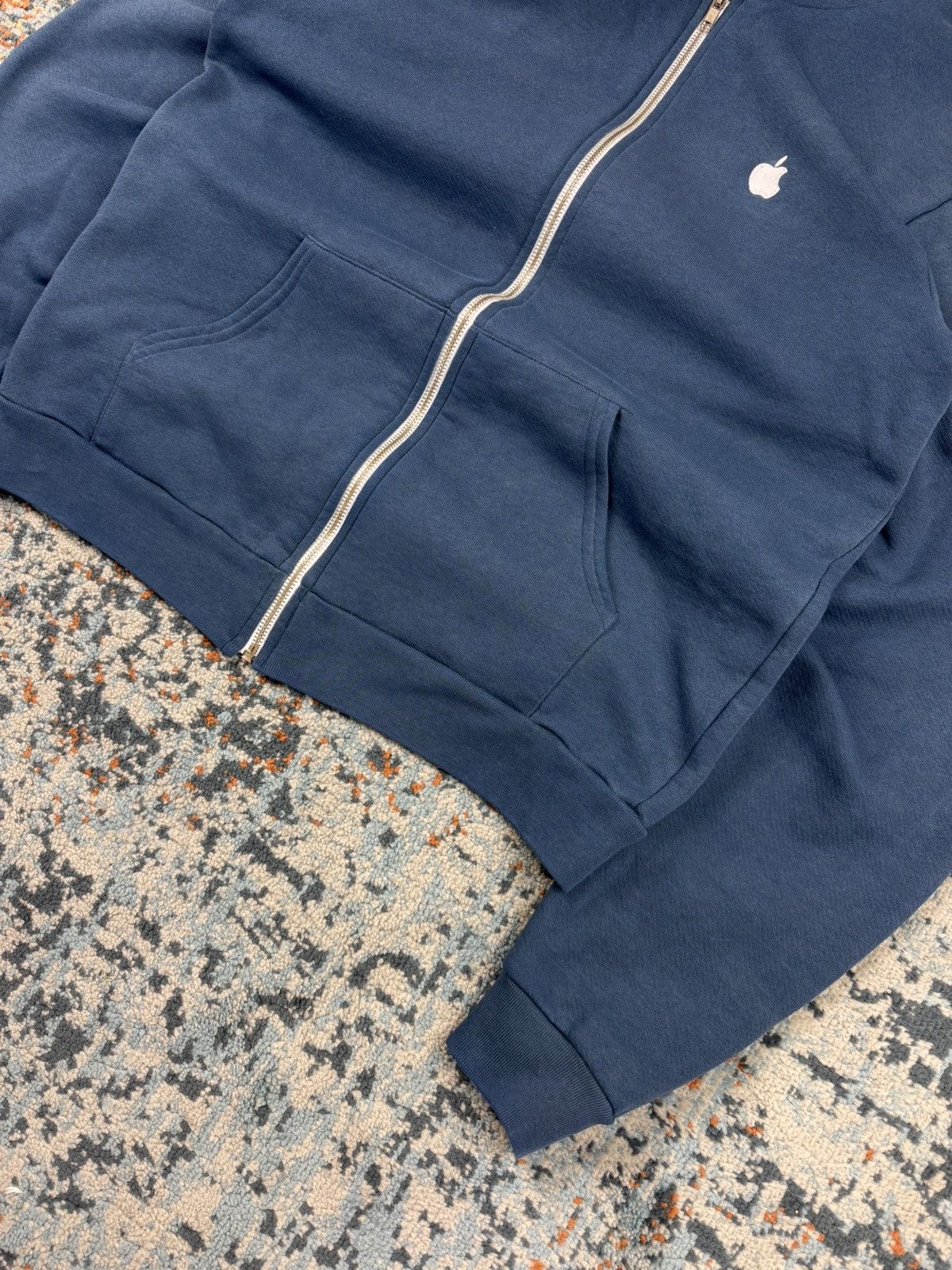 Apple × Vintage Vintage 00s Apple logo marine blue zip hoodie Boxy USA made Size US M / EU 48-50 / 2 - 5 Thumbnail