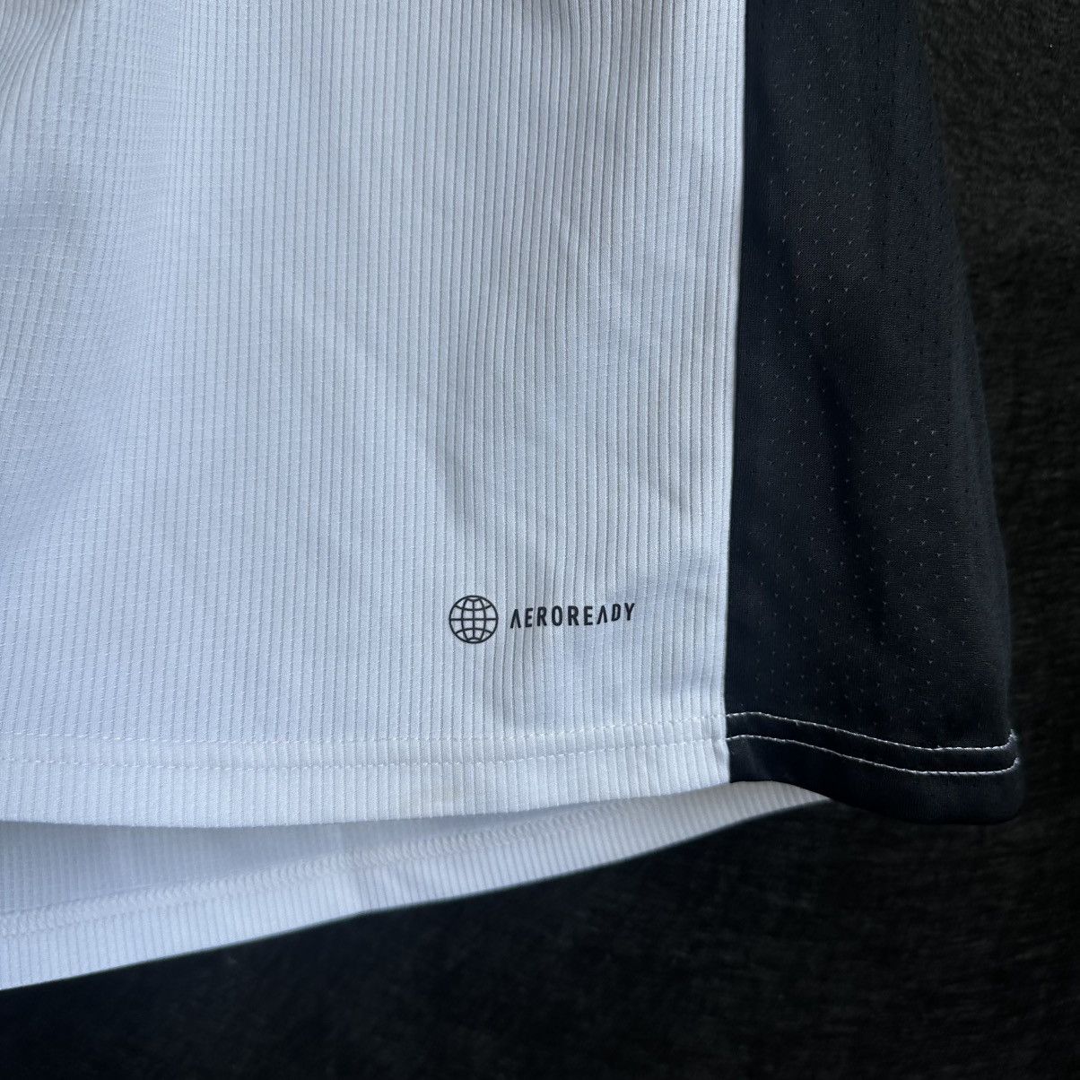 Adidas 2022-23 Fulham Match Worn Home Shirt J.Palhinha #26 Size US S / EU 44-46 / 1 - 5 Thumbnail