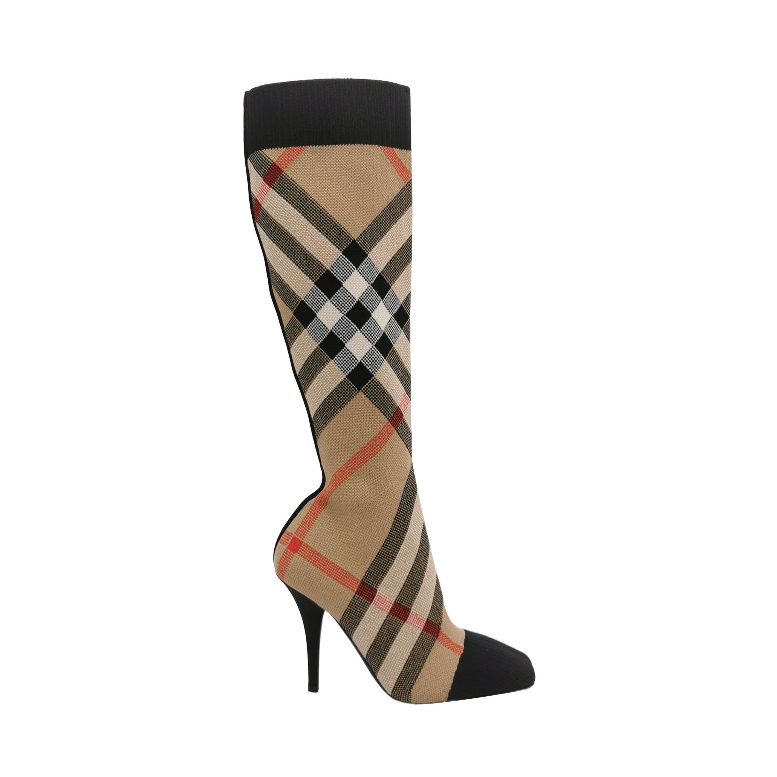 Burberry Burberry Women 6 Boots Size US 6 / IT 36 - 1 Thumbnail