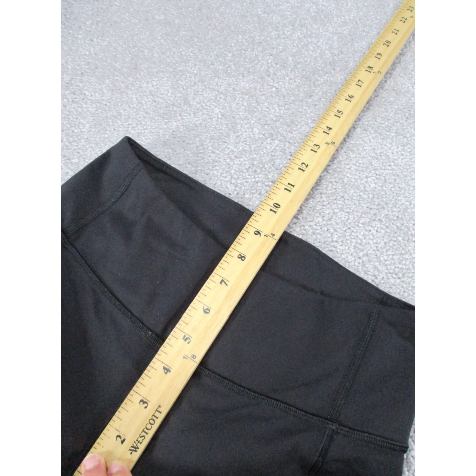 Lululemon VINTAGE Lululemon Women's Leggings Cropped Athletic Activewear Running Black Size 4 Size 27" / US 4 / IT 40 - 5 Thumbnail