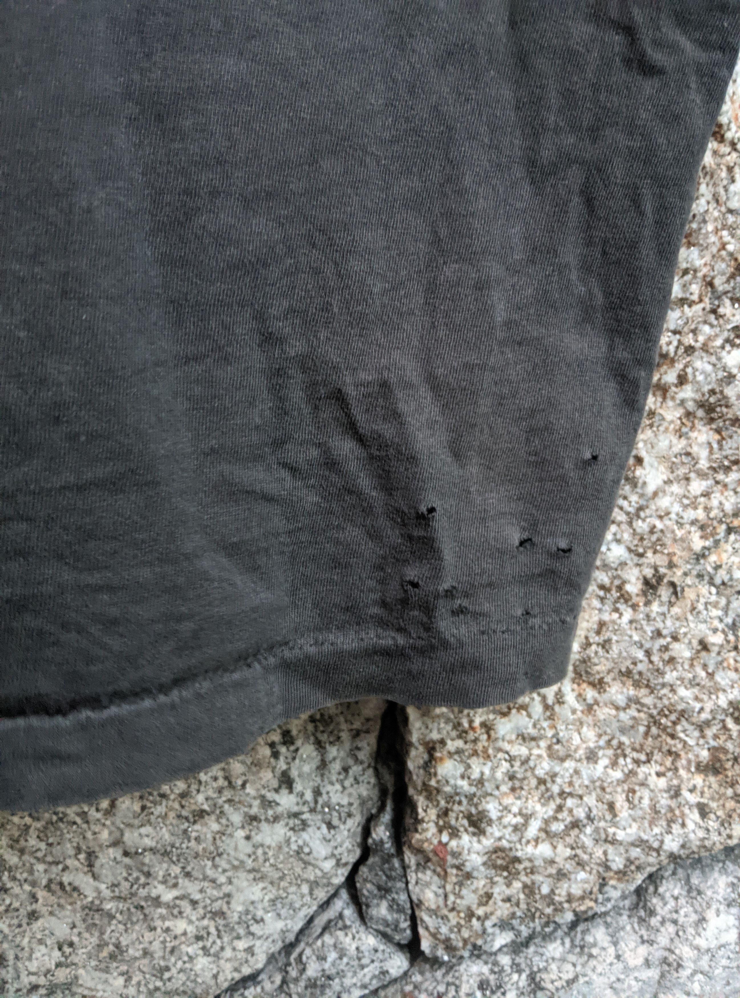 Vintage Vintage 80s thrashed sun fade distressed blank erd grunge Size US L / EU 52-54 / 3 - 8 Thumbnail