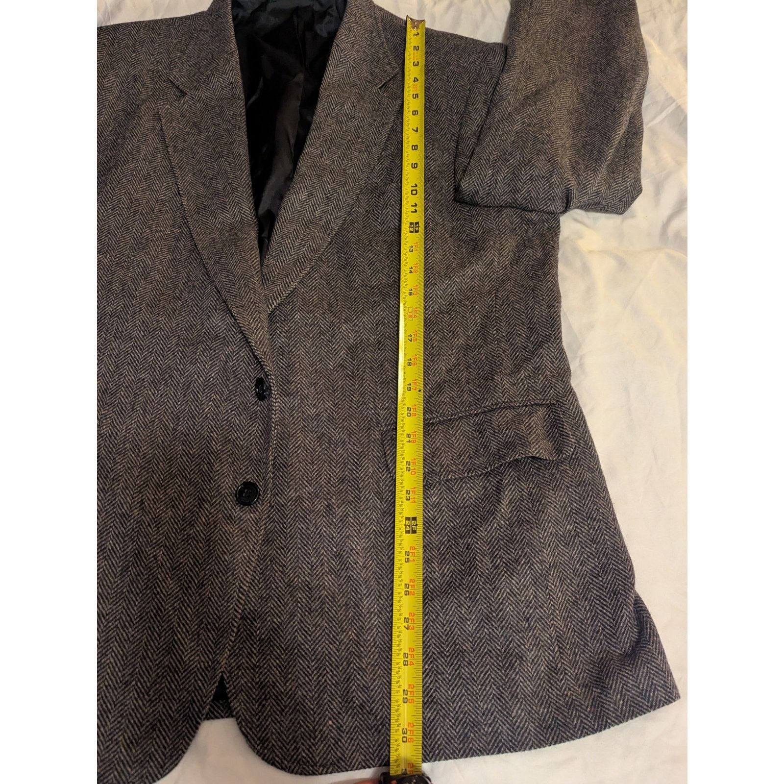 Lands' End Land End Tweed Lambswool Herringbone Blazer 48 Reg 2 button Size 48R - 8 Thumbnail