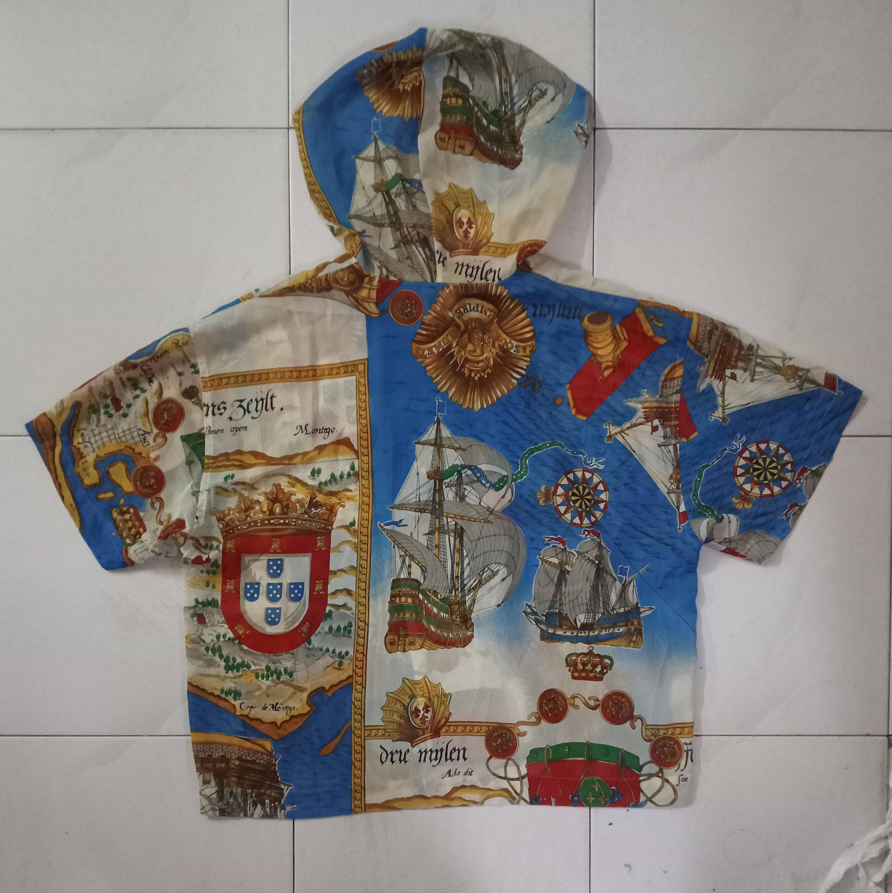 Japanese Brand Marie Jose Extremely Rare Design Vintage Crop Top Hoodie Size US M / EU 48-50 / 2 - 4 Thumbnail