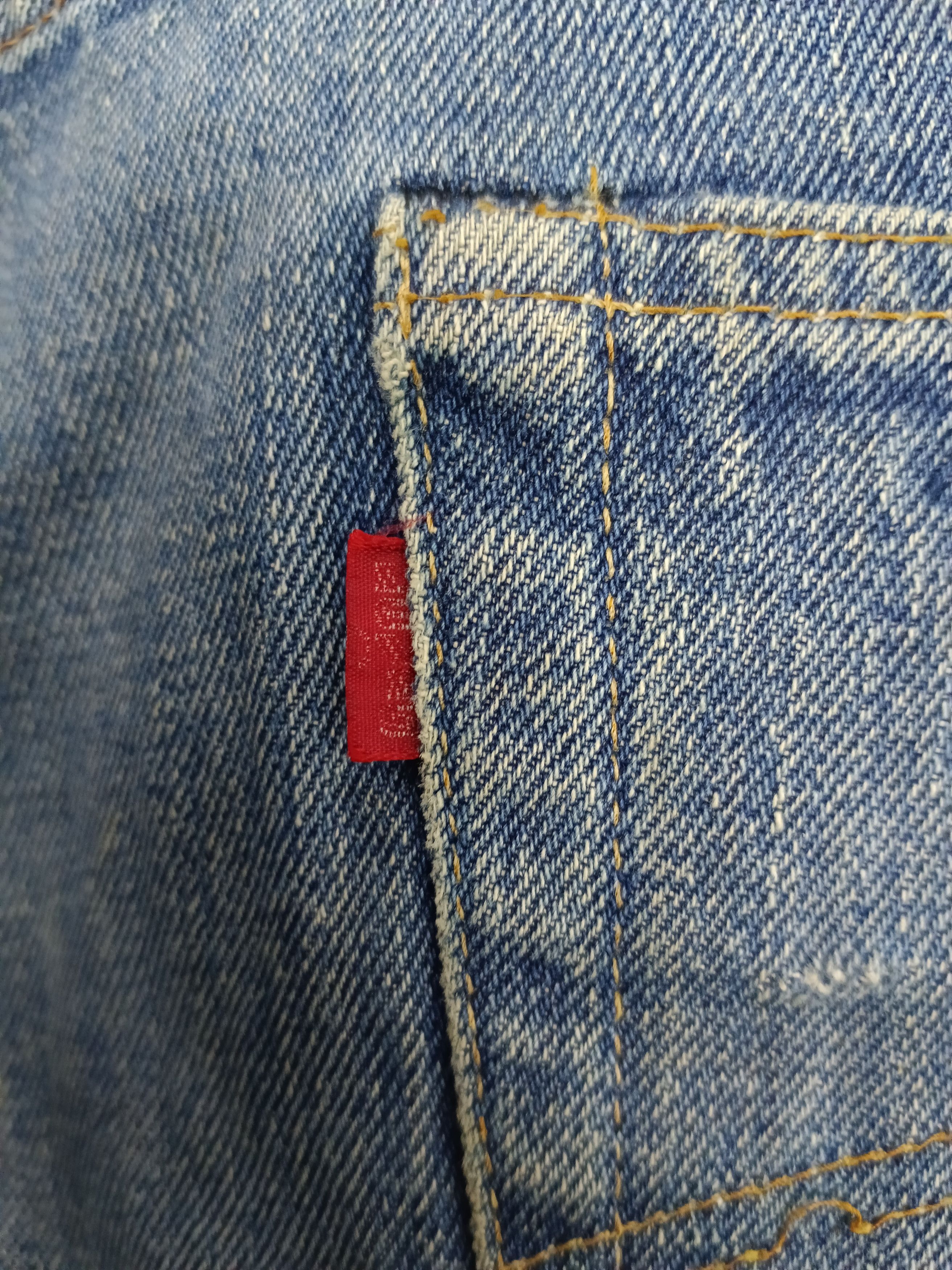 Levi's TRUE VINTAGE COLLECTOR ITEM RARE SIZE 70s 501 SELVEDGE Size US 44 / EU 60 - 13 Thumbnail