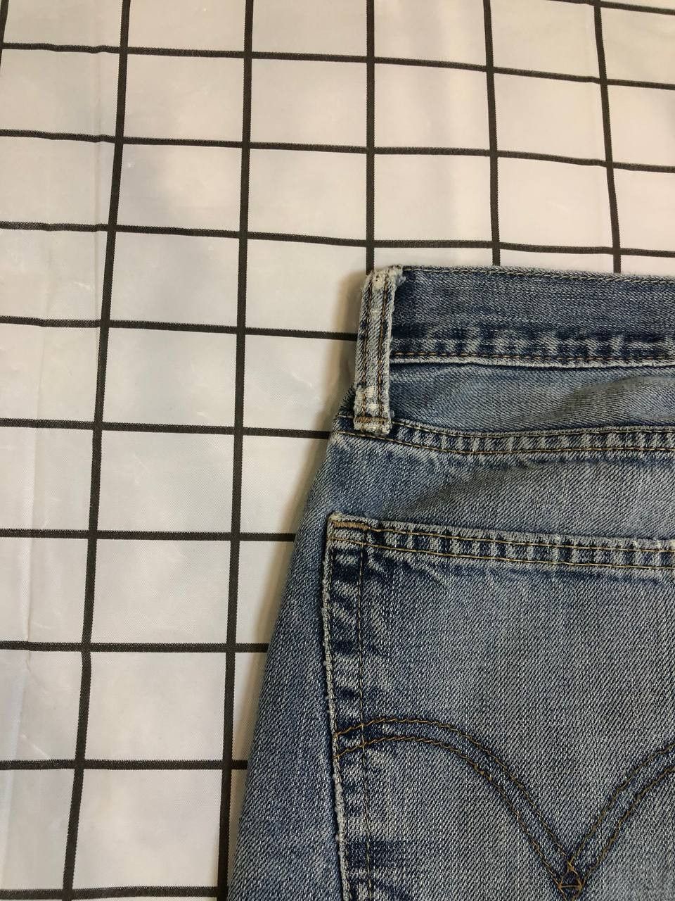 Levi's Levi's Men's 505 Standard Bootcut Fit Jean Size US 34 / EU 50 - 21 Thumbnail