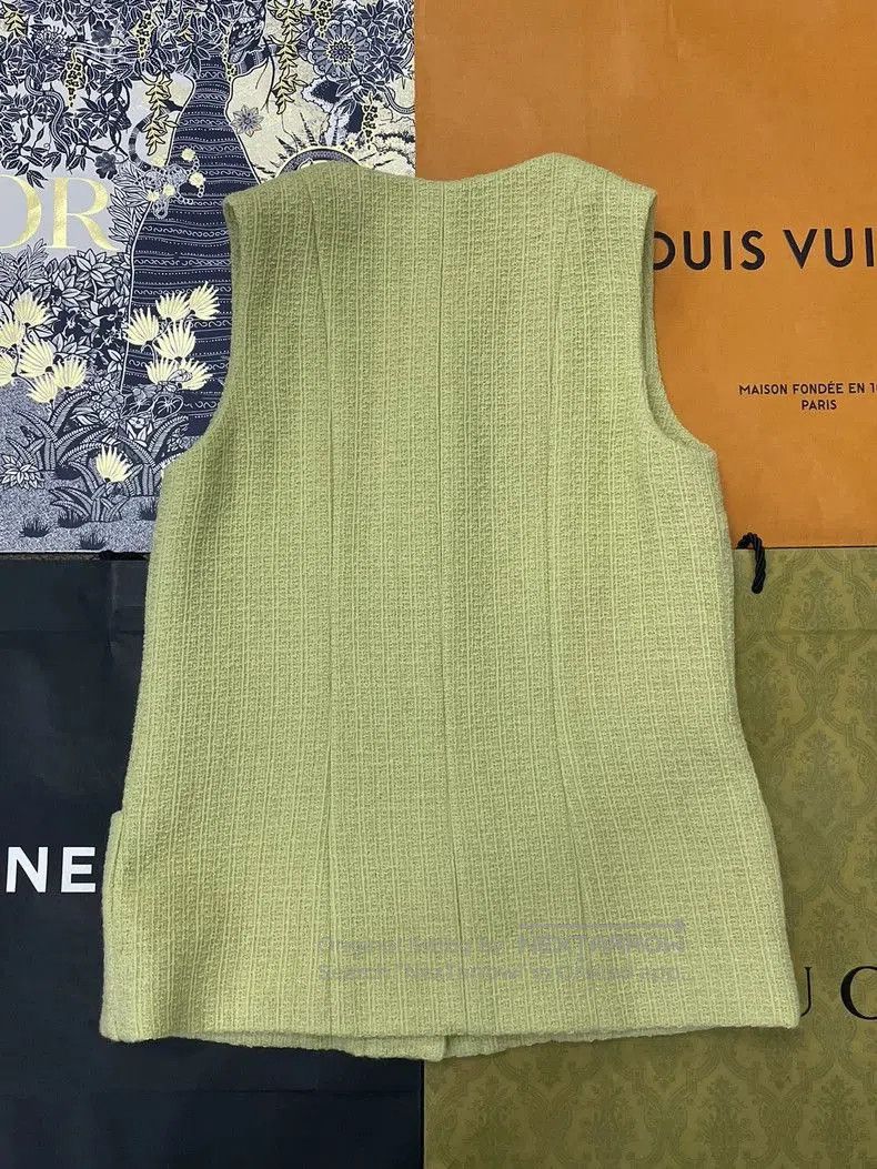 Chanel Chanel Green Gold Button Vest. Size US M / EU 48-50 / 2 - 3 Thumbnail