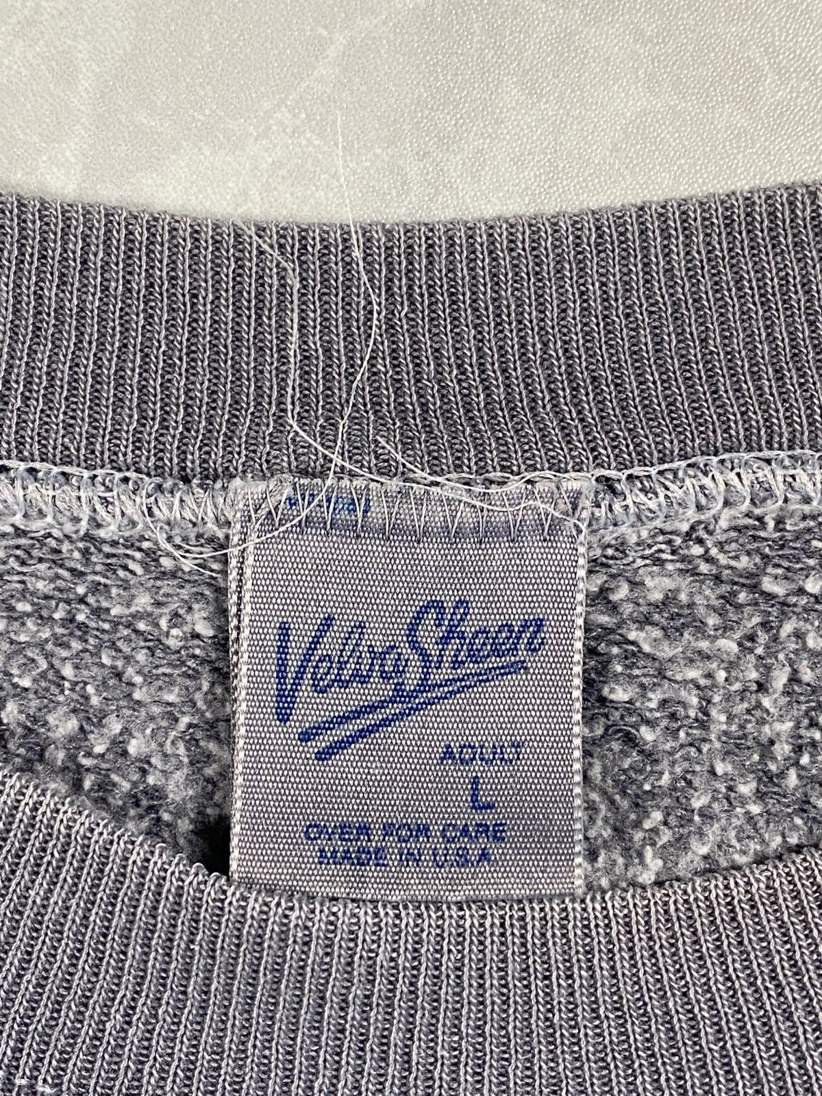 Velva Sheen Vintage 90s Disney Mickey Mouse Washed Boxy Crewneck Size US M / EU 48-50 / 2 - 4 Thumbnail