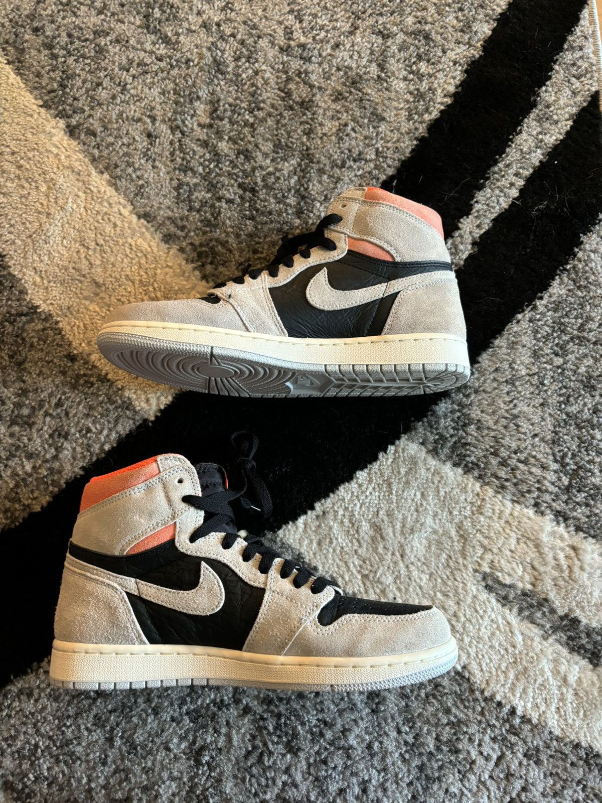 Jordan Brand Air Jordan 1 High Neutral Grey Size US 8 / EU 41 - 2 Thumbnail