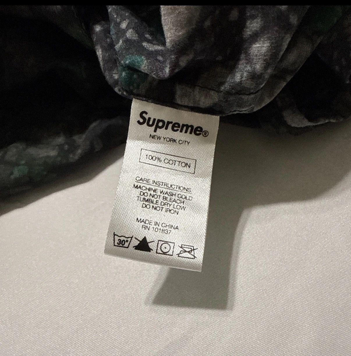 Supreme Supreme Acid Floral Long sleeve Button Up Shirt Size M FW18 Size US M / EU 48-50 / 2 - 11 Thumbnail