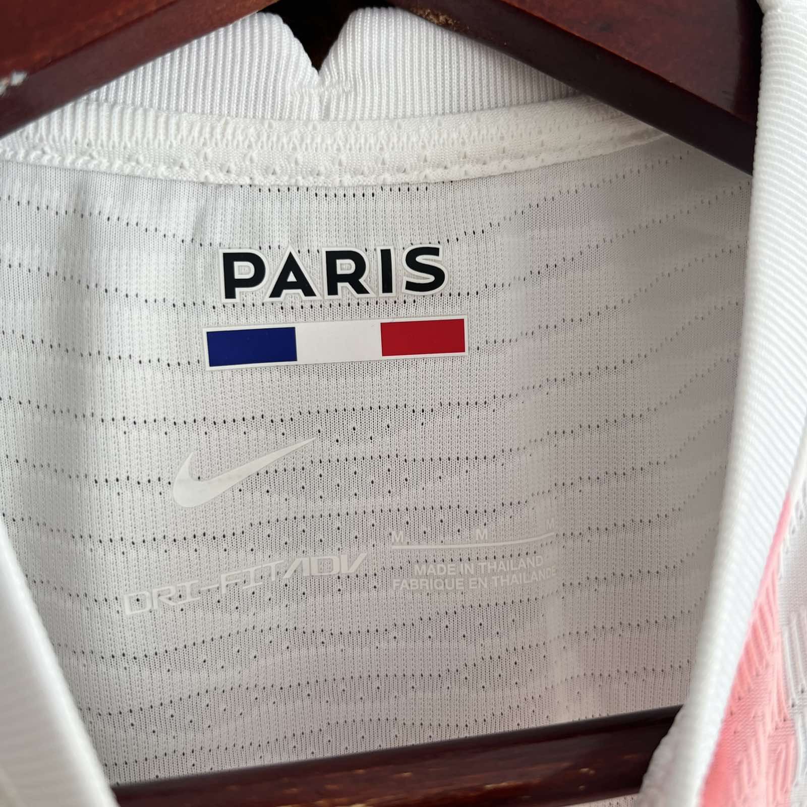 Jordan Brand NIKE JORDAN PSG SOCCER JERSEY MATCH WORN FOOTBALL SHIRT SZ S Size US S / EU 44-46 / 1 - 8 Thumbnail