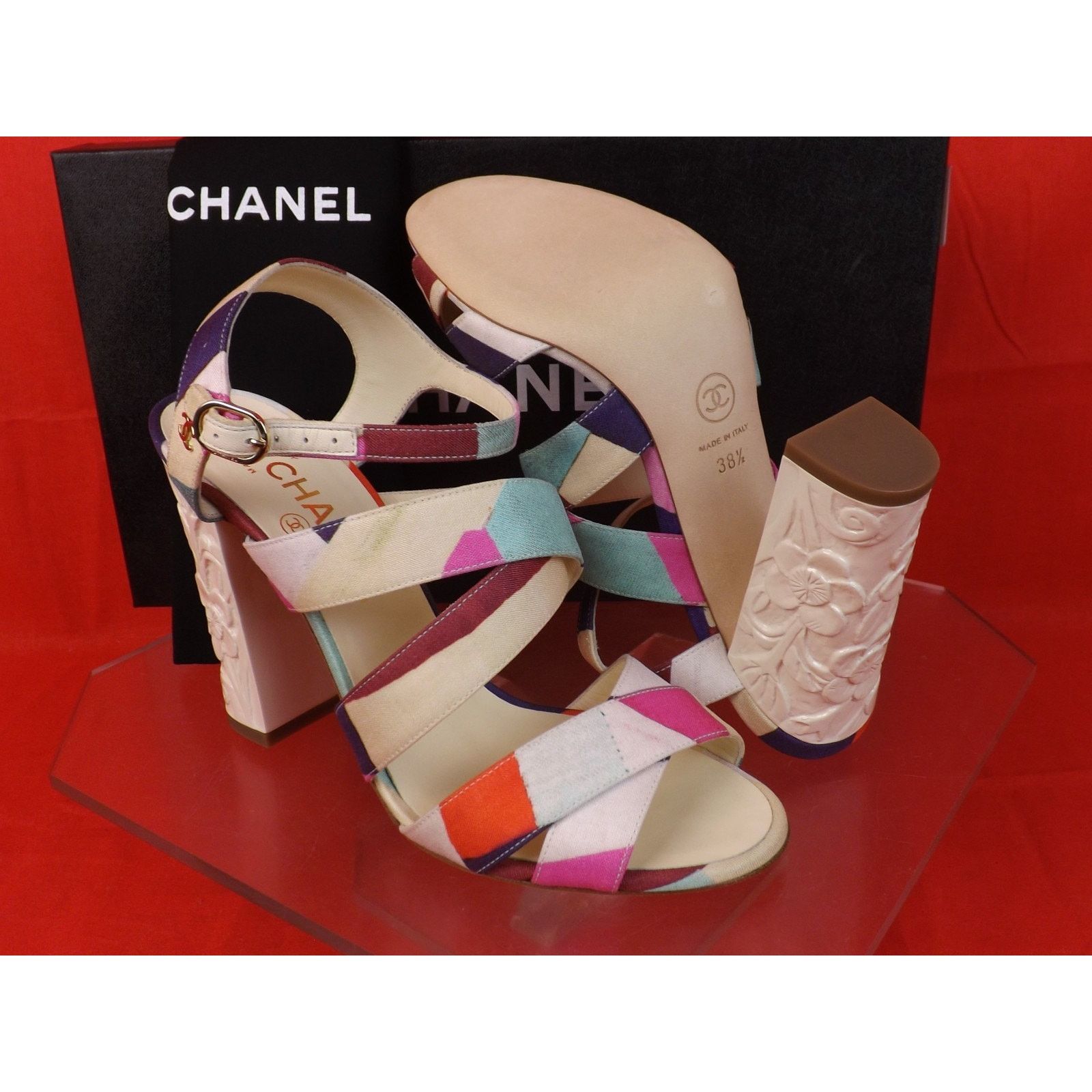 Chanel CHANEL MULTICOLOR CANVAS CC LOGO FLOWERS SANDALS PUMPS 38 Size US 8 / IT 38 - 8 Thumbnail