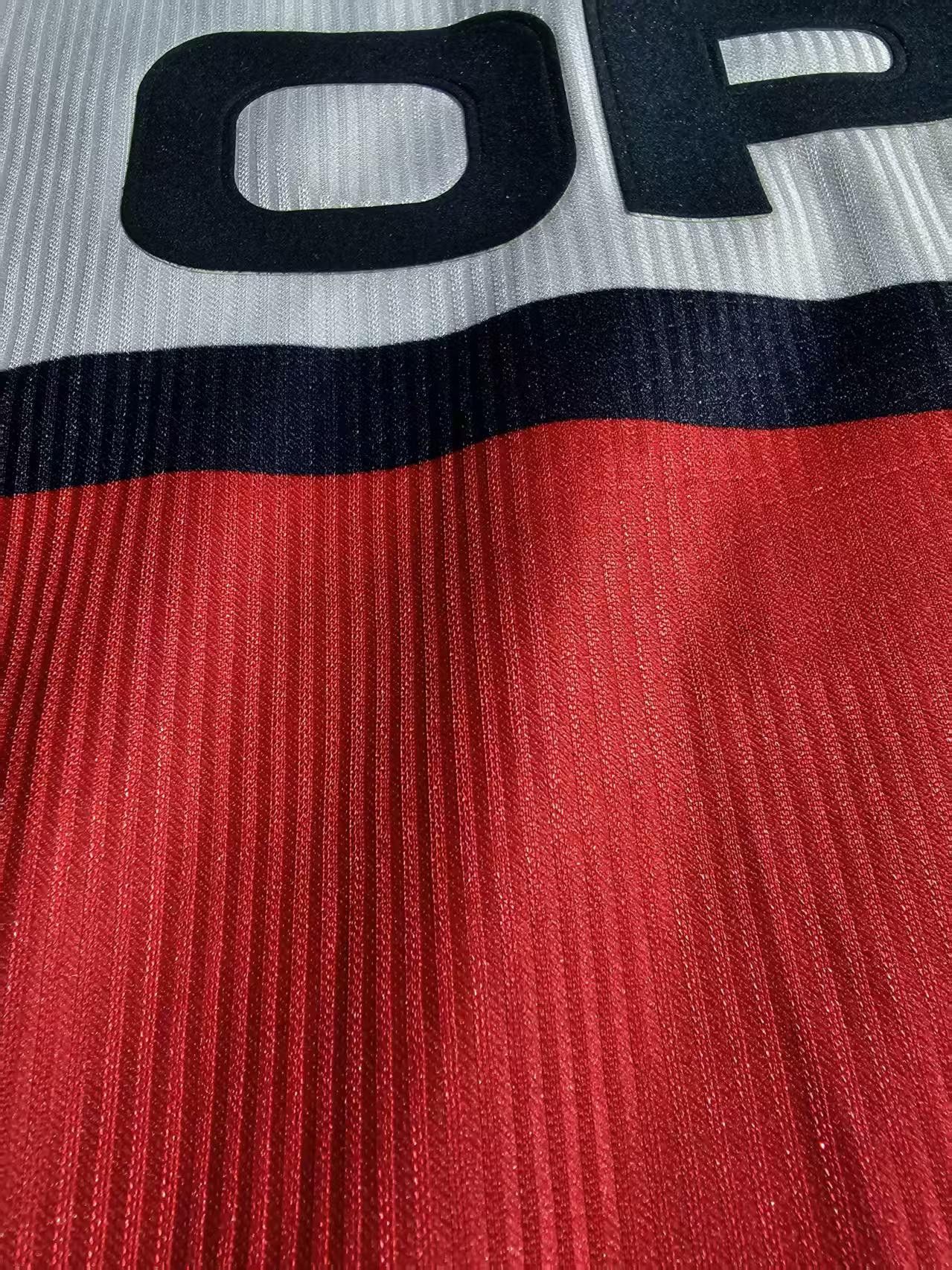 Other 1998 2001 Bayern Munich Jersey Size US S / EU 44-46 / 1 - 2 Thumbnail