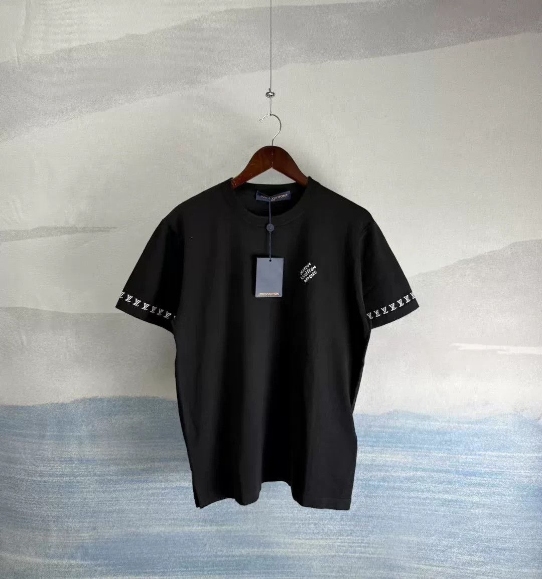 Louis Vuitton Louis Vuitton Black Short Sleeve Knit Top Size US S / EU 44-46 / 1 - 1 Thumbnail
