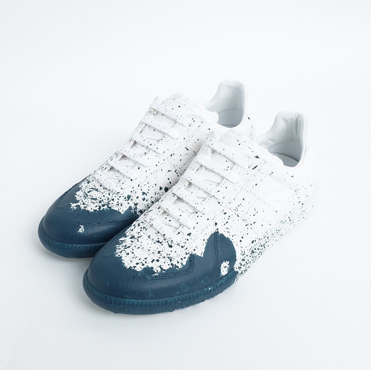 Maison Margiela Maison Margiela Replica 'Paint Splatter - White Oil Blue' Size US 10 / IT 40 - 2 Thumbnail