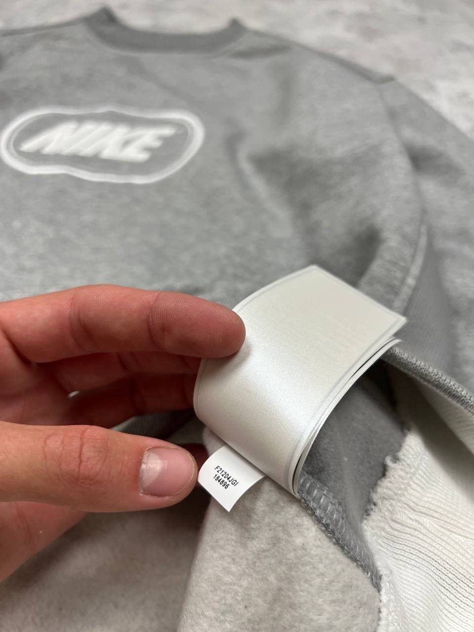 Nike Vintage Nike Sweatshirt Spellout Logo Y2K Size US L / EU 52-54 / 3 - 16 Thumbnail