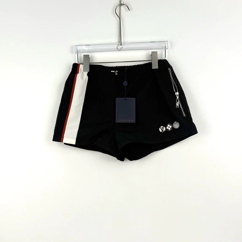 Louis Vuitton Louis Vuitton Black badge logo nylon shorts 2505-Nextarrow Size 35" - 3 Thumbnail