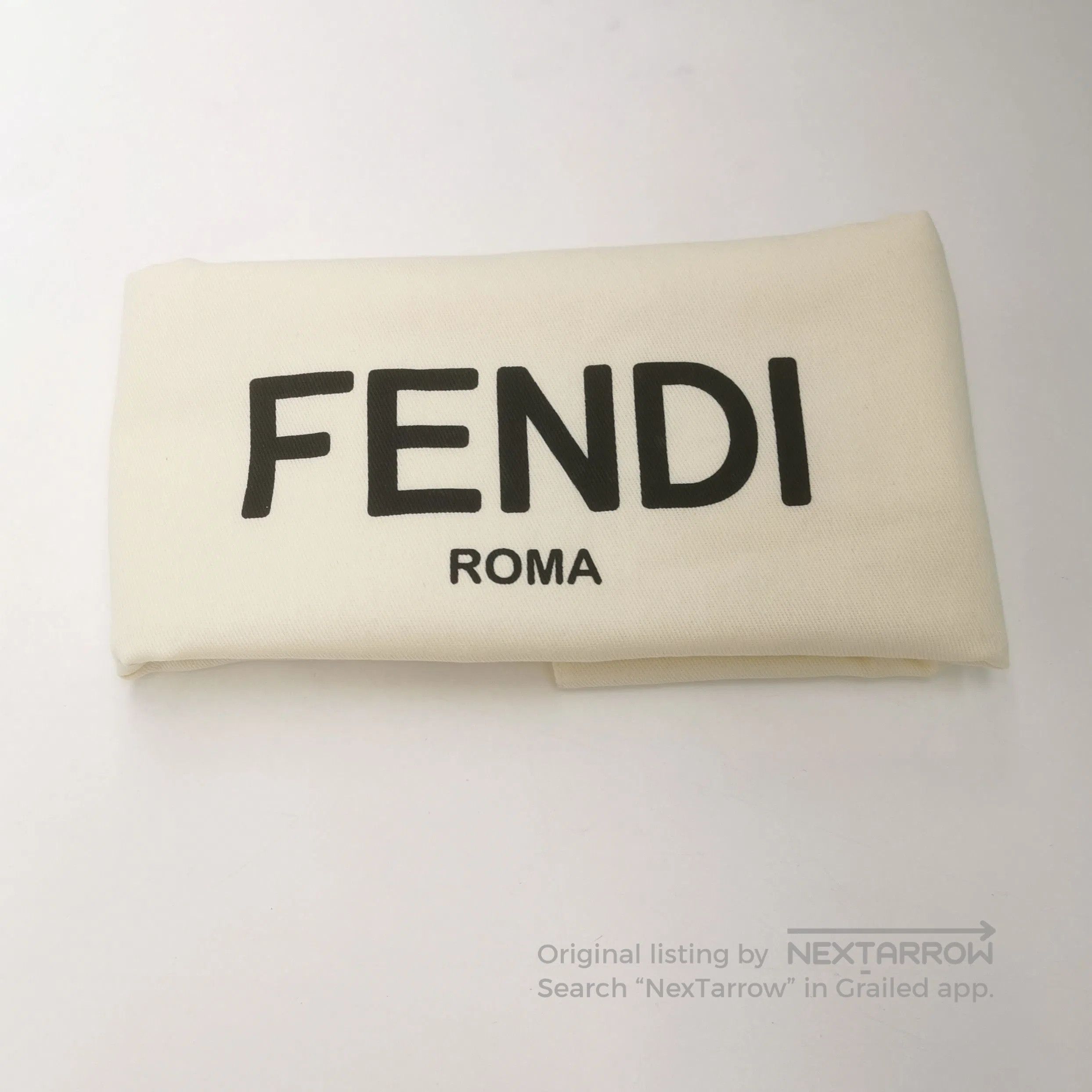 Fendi Fendi FF Logo Short. Size XS / US 0-2 / IT 36-38 - 1 Thumbnail