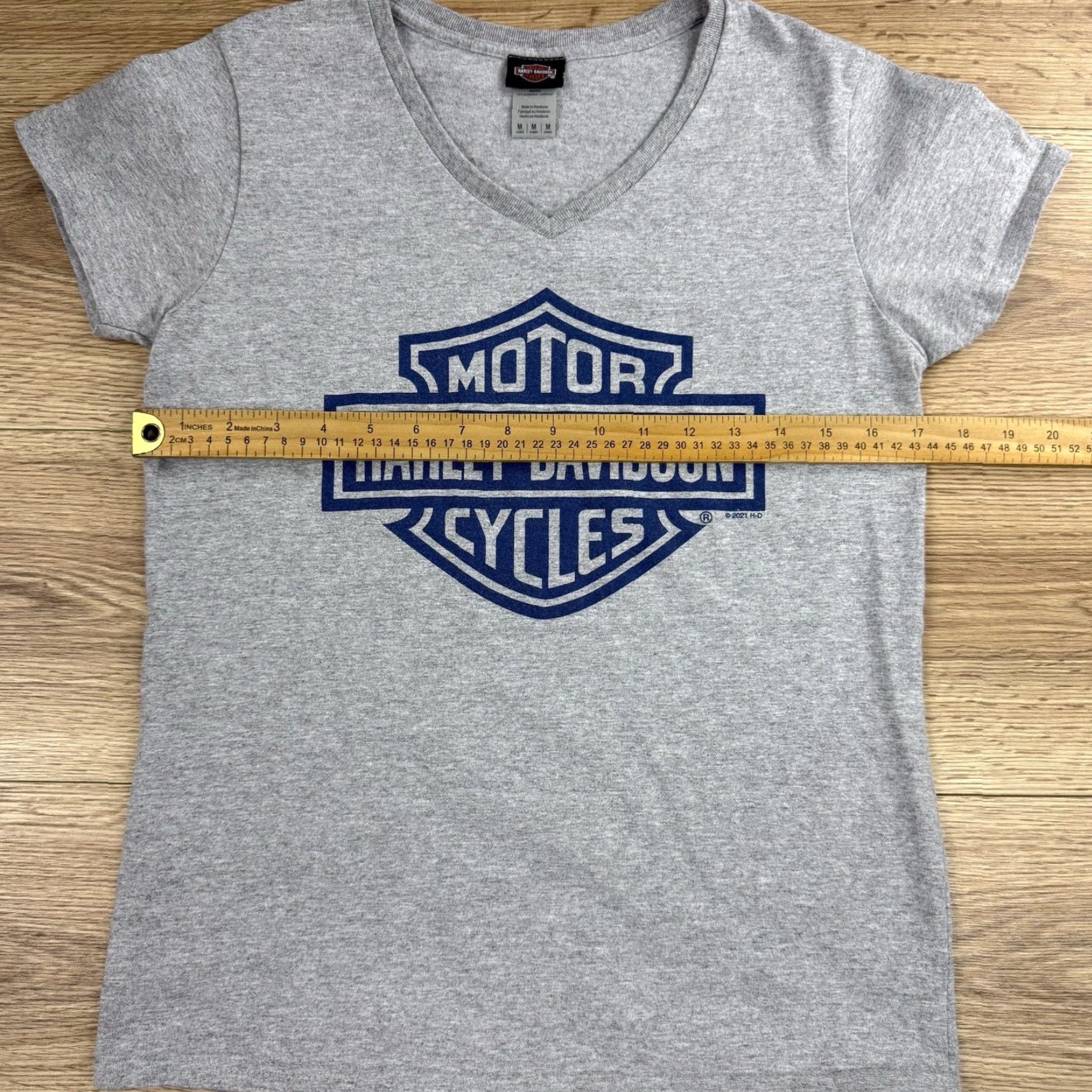 Harley Davidson Harley-Davidson Women's Bar & Shield Logo Gray Short Sleeve V-Neck T-Shirt M Size M / US 6-8 / IT 42-44 - 4 Thumbnail