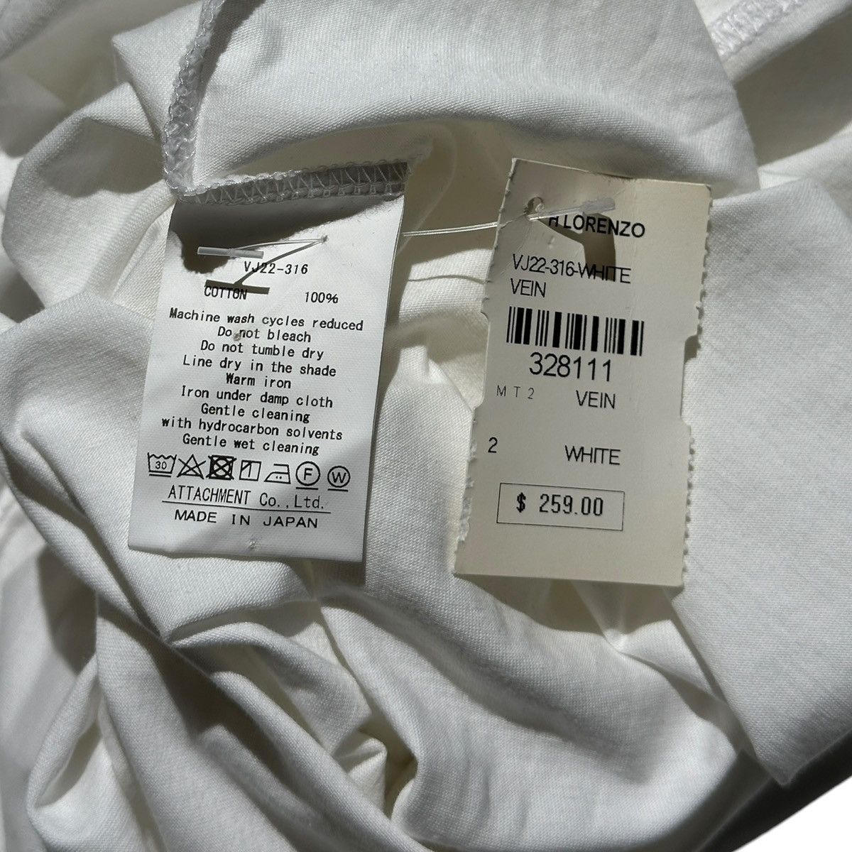Other $259 Essential cinch longsleeve Size US M / EU 48-50 / 2 - 4 Thumbnail