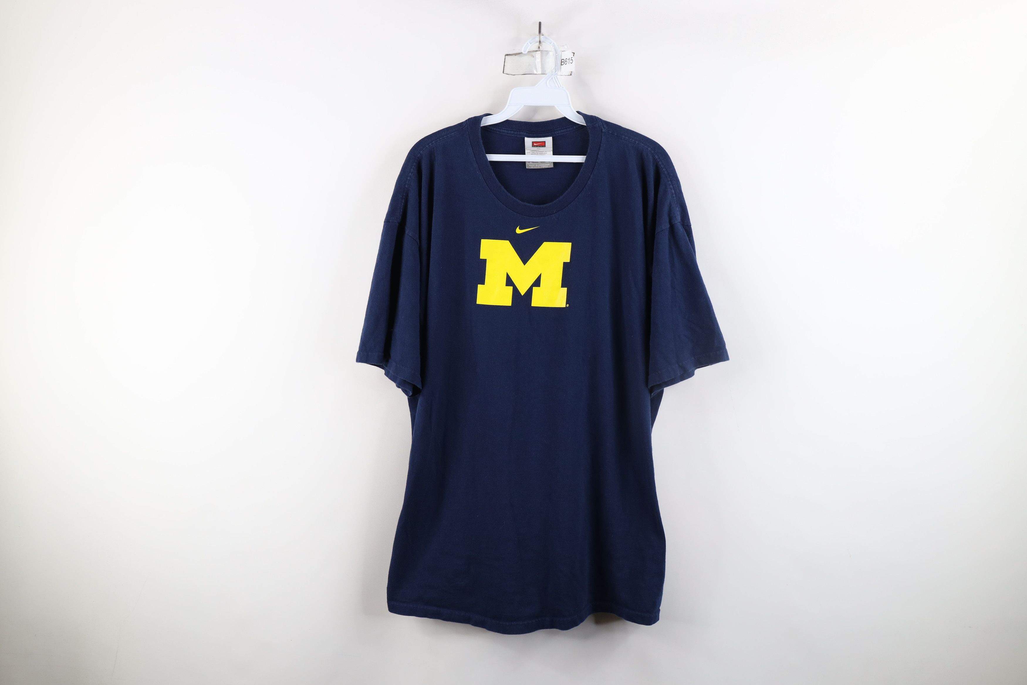 Nike × Vintage Vintage Nike Swoosh University of Michigan T-Shirt Blue Size US XL / EU 56 / 4 - 1 Thumbnail