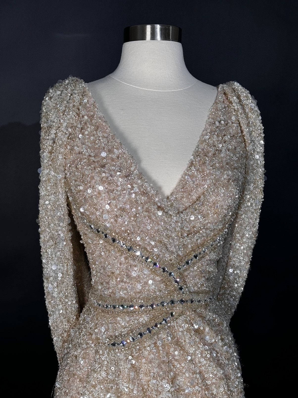 Other Brand New US 8 TONY WARD Fully Beaded with Sequins Gown Size M / US 6-8 / IT 42-44 - 4 Thumbnail