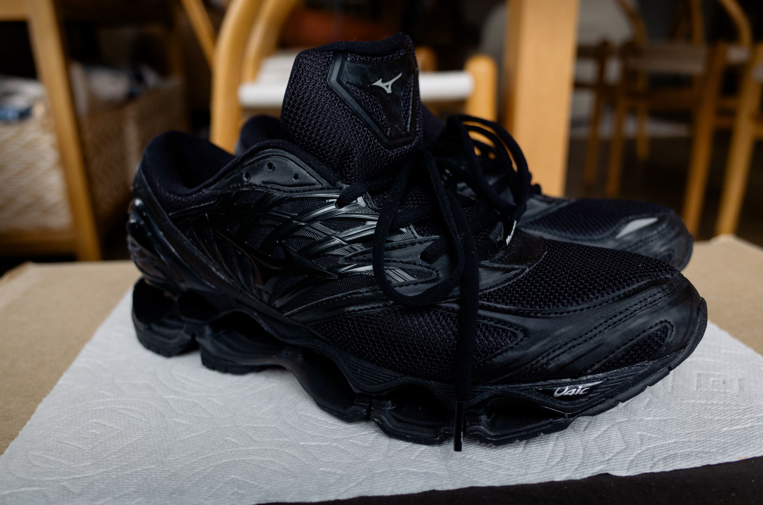 Mizuno Wave Prophecy LS Size US 10.5 / EU 43-44 - 1 Thumbnail