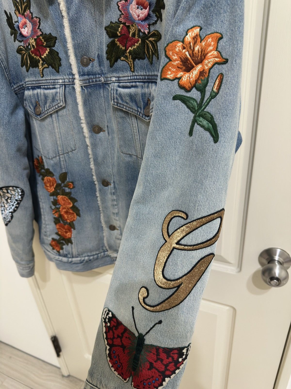 Gucci Gucci Denim Jacket DIY Shearling Tiger Size US M / EU 48-50 / 2 - 4 Thumbnail
