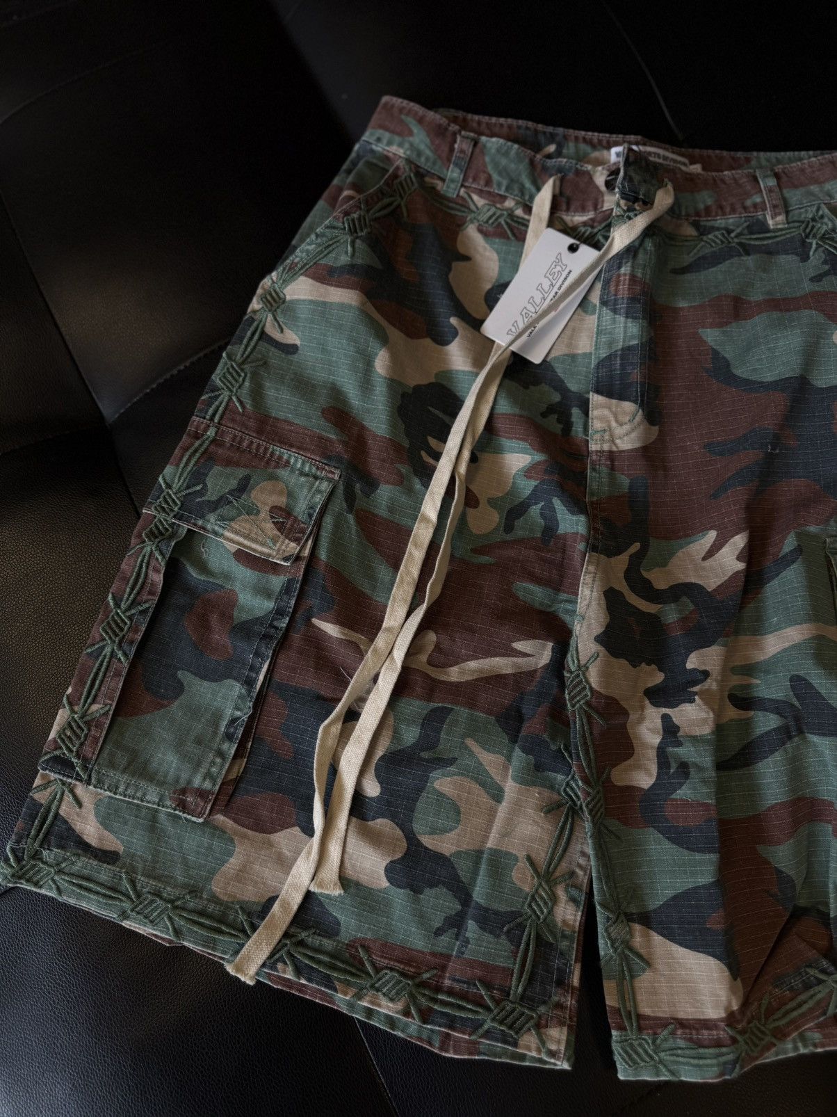 Vale Valley Green Camo Wire Shorts Size 30 (NEW) Size US 30 / EU 46 - 2 Thumbnail