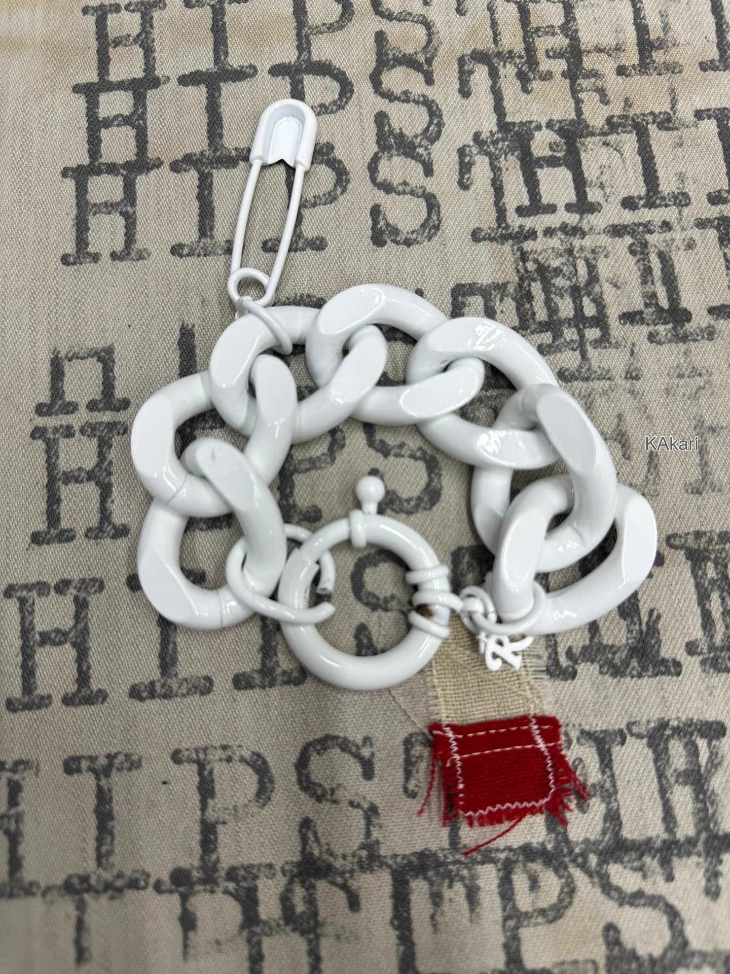 Raf Simons White Enamel Chain Brooch with Safety Pin Size ONE SIZE - 1 Thumbnail
