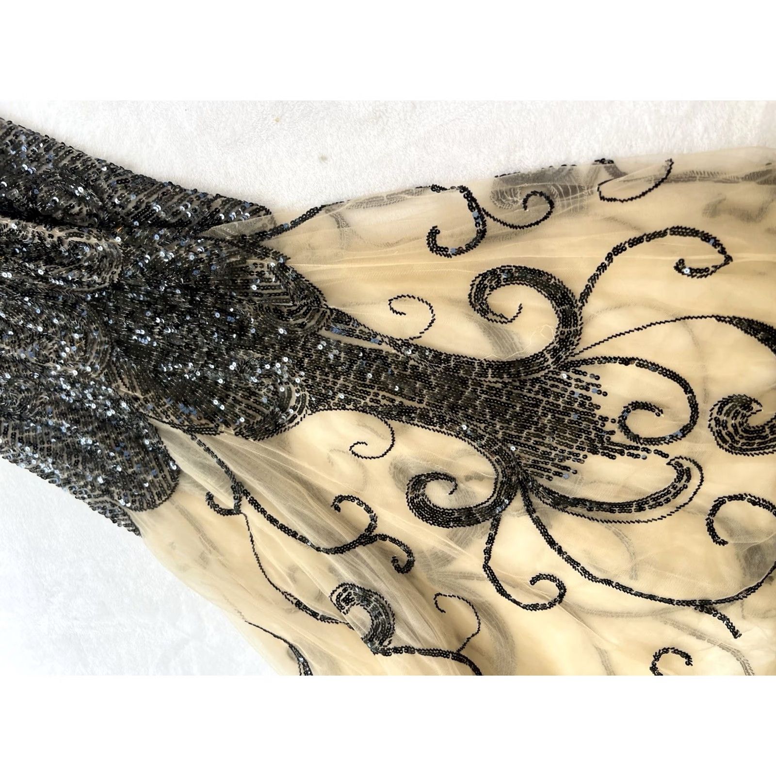 Vintage Jasz Couture Formal Mermaid Sleeveless Beaded Black Gown 4 - Red Carpet, Deep V-Neck, Lace Up, Long Dress, Women Size S / US 4 / IT 40 - 6 Thumbnail