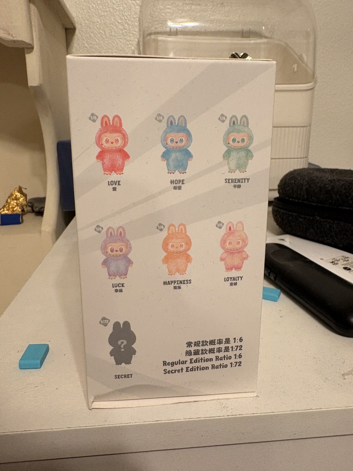 POP MART Labubu v3 Big Into Energy Series Size ONE SIZE - 4 Thumbnail