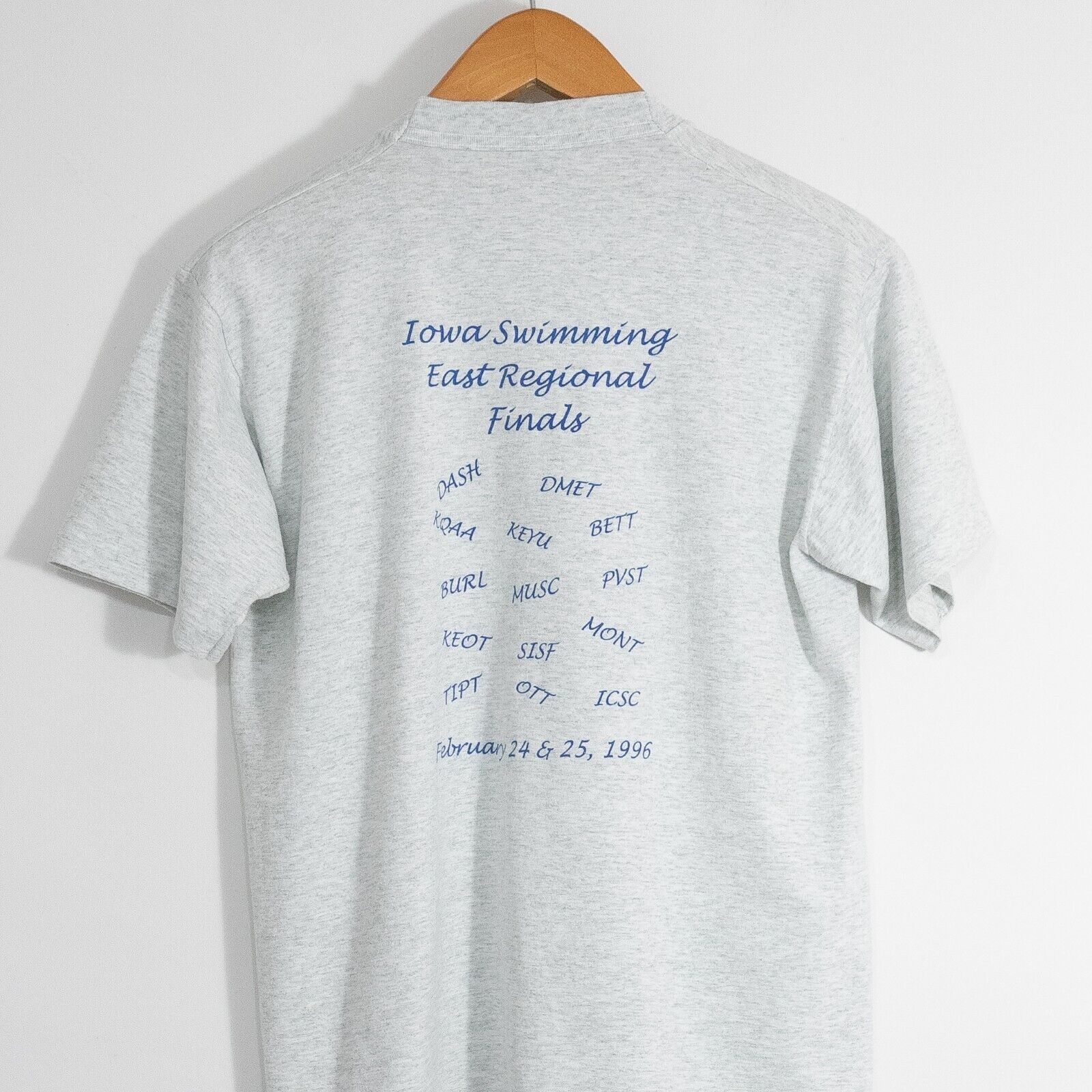 Vintage Vintage 90s Iowa Swimming Regionals T Shirt M Single Stitch Size US M / EU 48-50 / 2 - 6 Thumbnail