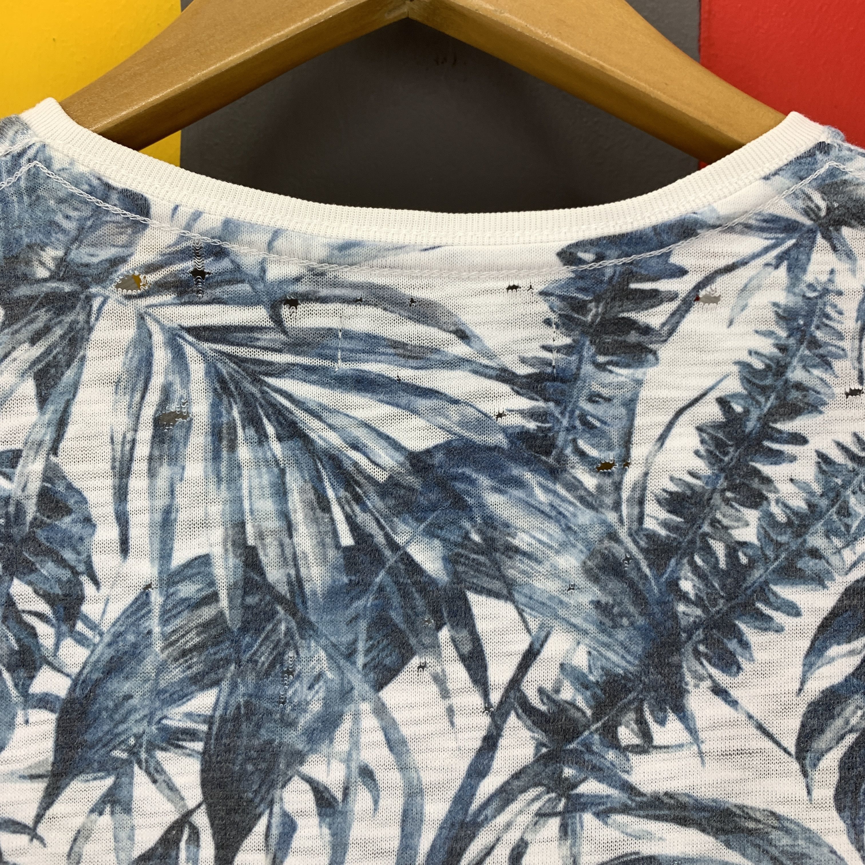 semanticdesign SEMANTIC DESIGN Leaf Design T Shirt #1790/07 Size US S / EU 44-46 / 1 - 10 Thumbnail