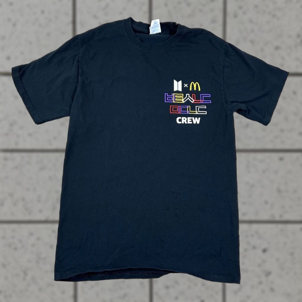Gildan BTS x McDonalds Crew Logo T-Shirt Black Size S Adult Men's Gildan Regular Short Sleeve Cotton Logo McDonalds Theme Size US S / EU 44-46 / 1 - 1 Thumbnail