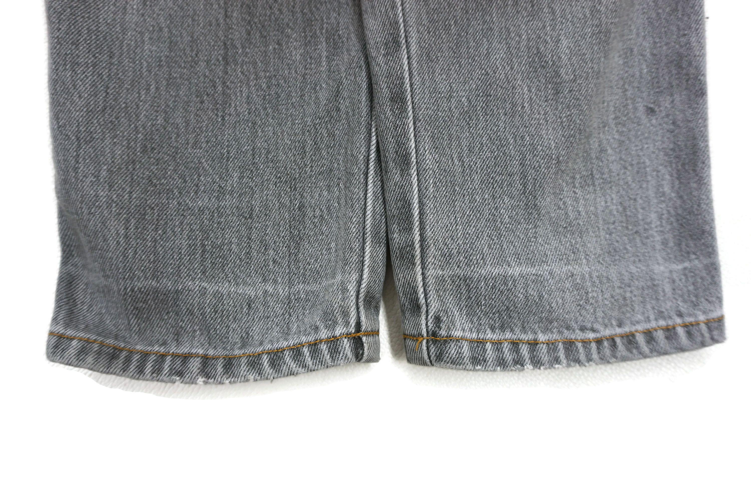 Moschino Vintage Jeans Size W26xL29.5 High Waisted Denim Size 26" / US 2 / IT 38 - 8 Thumbnail