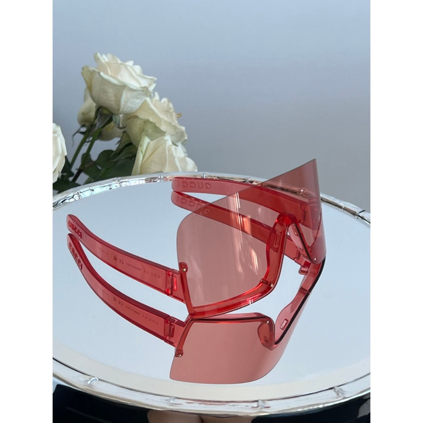 Gucci NEW Gucci GG1631S Red Mask Shield Sunglasses Size ONE SIZE - 4 Thumbnail