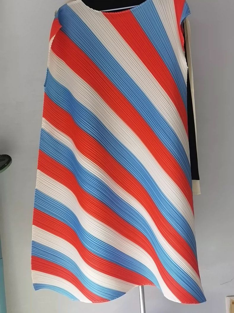 Issey Miyake Issey Miyake Barber shop series dresses Size XXL / US 16-18 / IT 52-54 - 1 Thumbnail