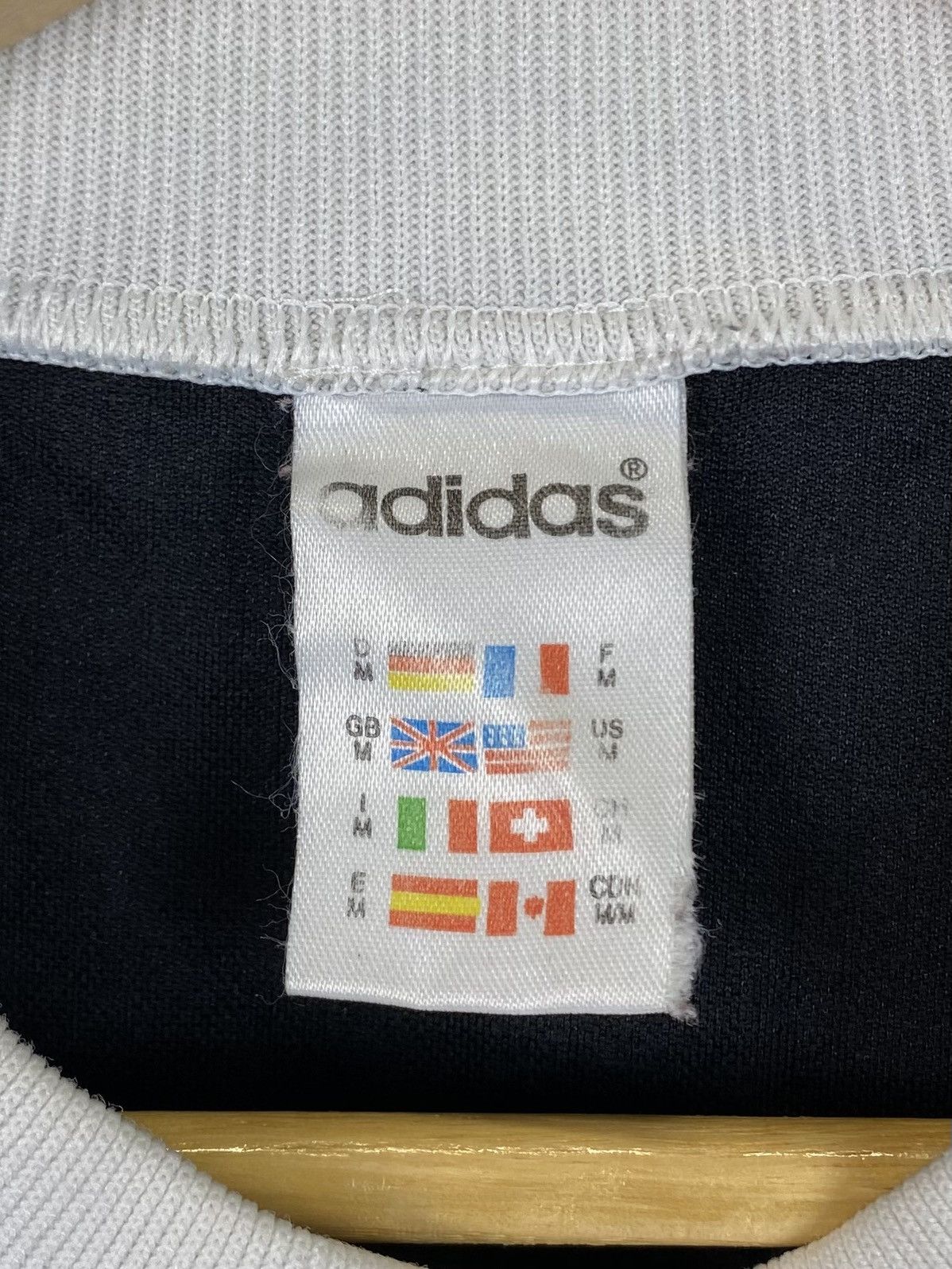 Other Vintage Adidas Black T-Shirt Men’s Made in England Size M Size US M / EU 48-50 / 2 - 7 Thumbnail