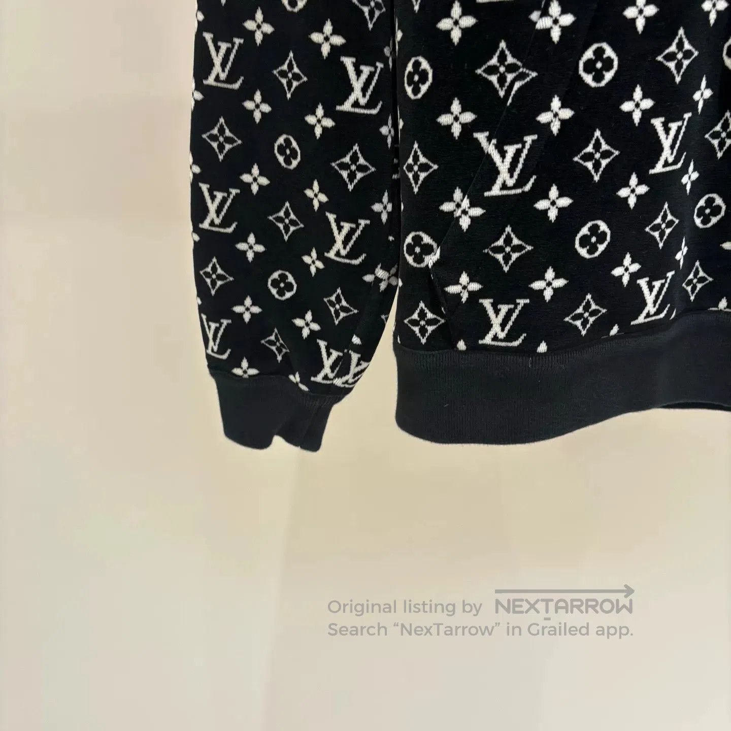 Louis Vuitton Louis Vuitton Monogram Velour Hoodie. Size US XS / EU 42 / 0 - 5 Thumbnail