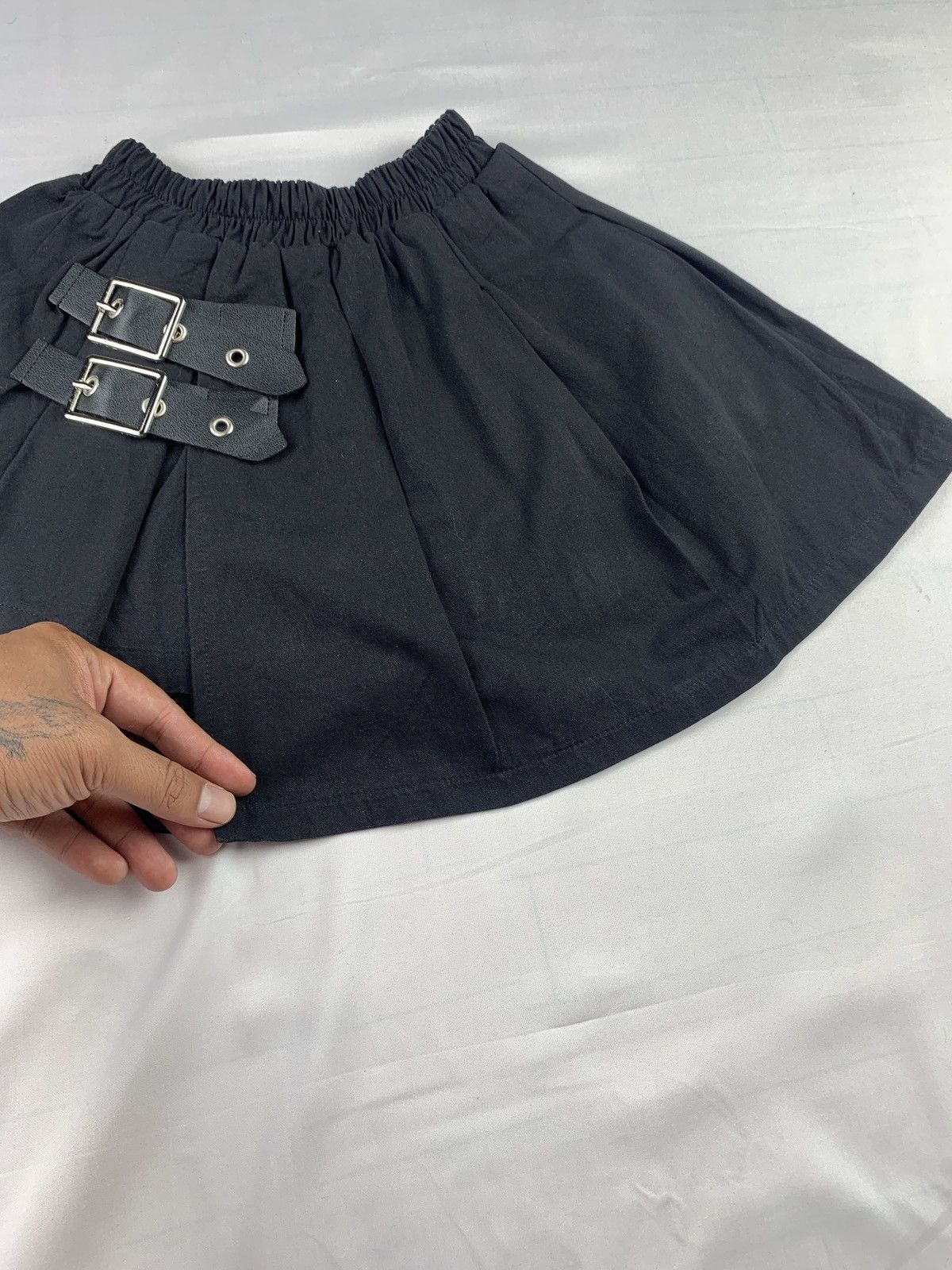 Seditionaries y2k Unknown Black Belts Punk Bondage Mini Skirt Shorts Size 23" - 5 Thumbnail
