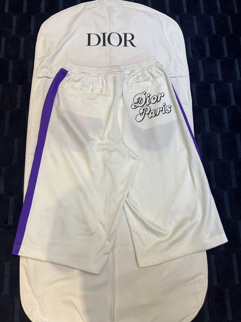 Dior DiorSize SERL co-branded white and purple printed logo shor Size US 32 / EU 48 - 2 Thumbnail