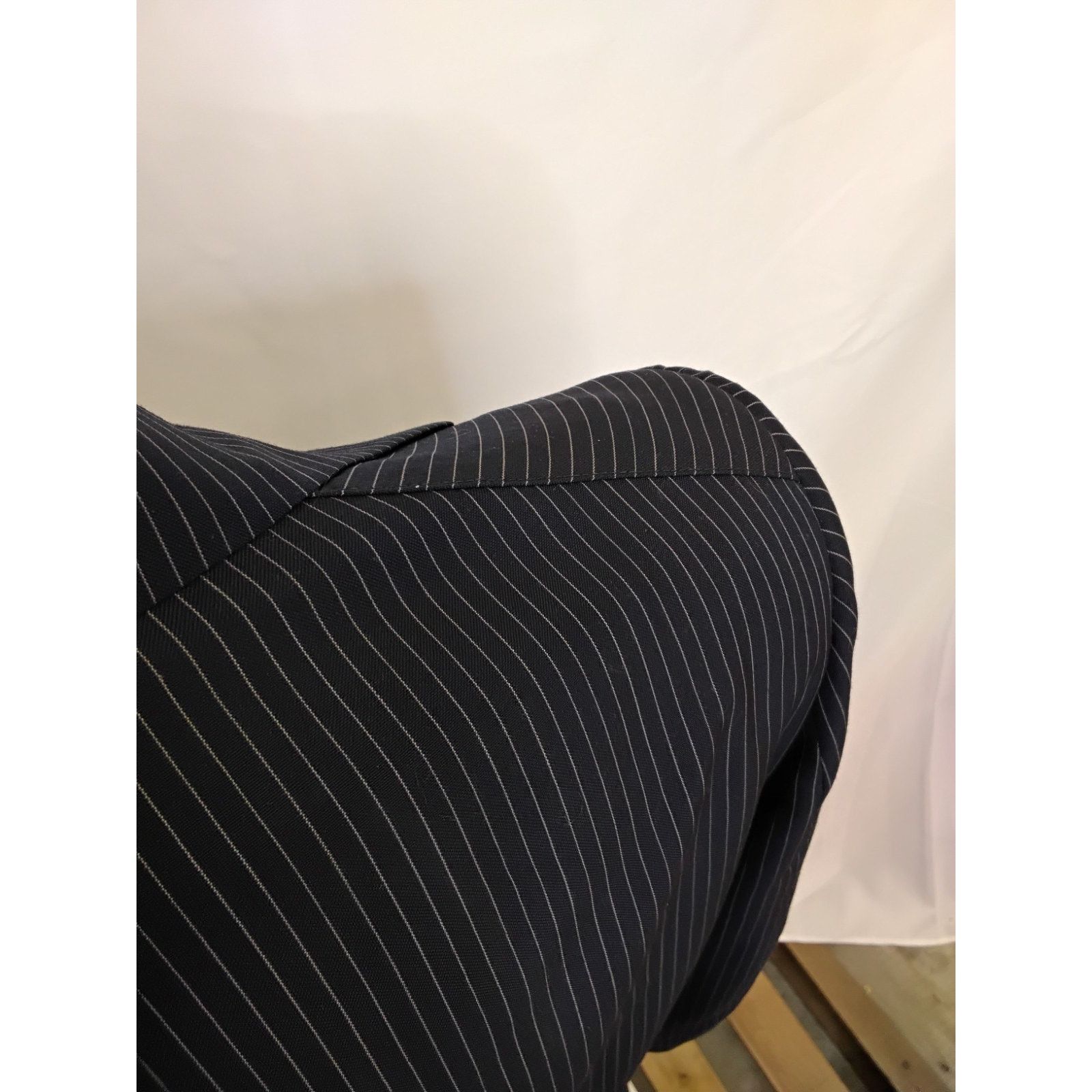 Givenchy Givenchy Blazer Men's 41" Chest Navy Pinstripe VTG 1970s Size 42R - 9 Thumbnail