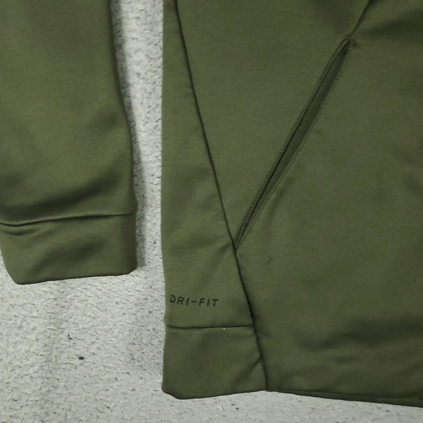 Nike Nike Hoodie Mens M Green Dri-FIT Full Zip Jacket Sweatshirt Size US M / EU 48-50 / 2 - 4 Thumbnail