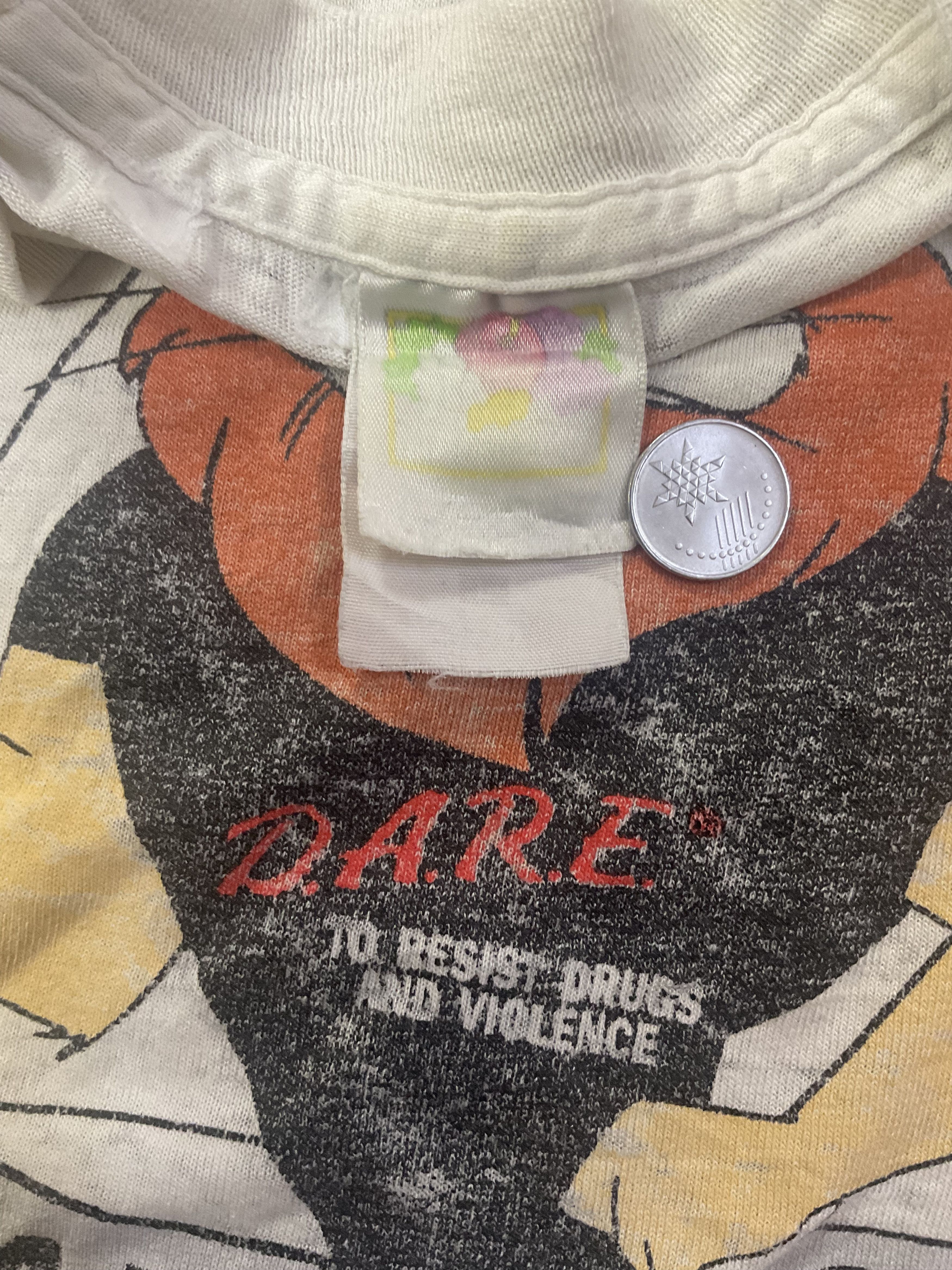 D.A.R.E Vintage Soft & Thin 90s DARE Daren the Lion T-Shirt Size US L / EU 52-54 / 3 - 4 Thumbnail
