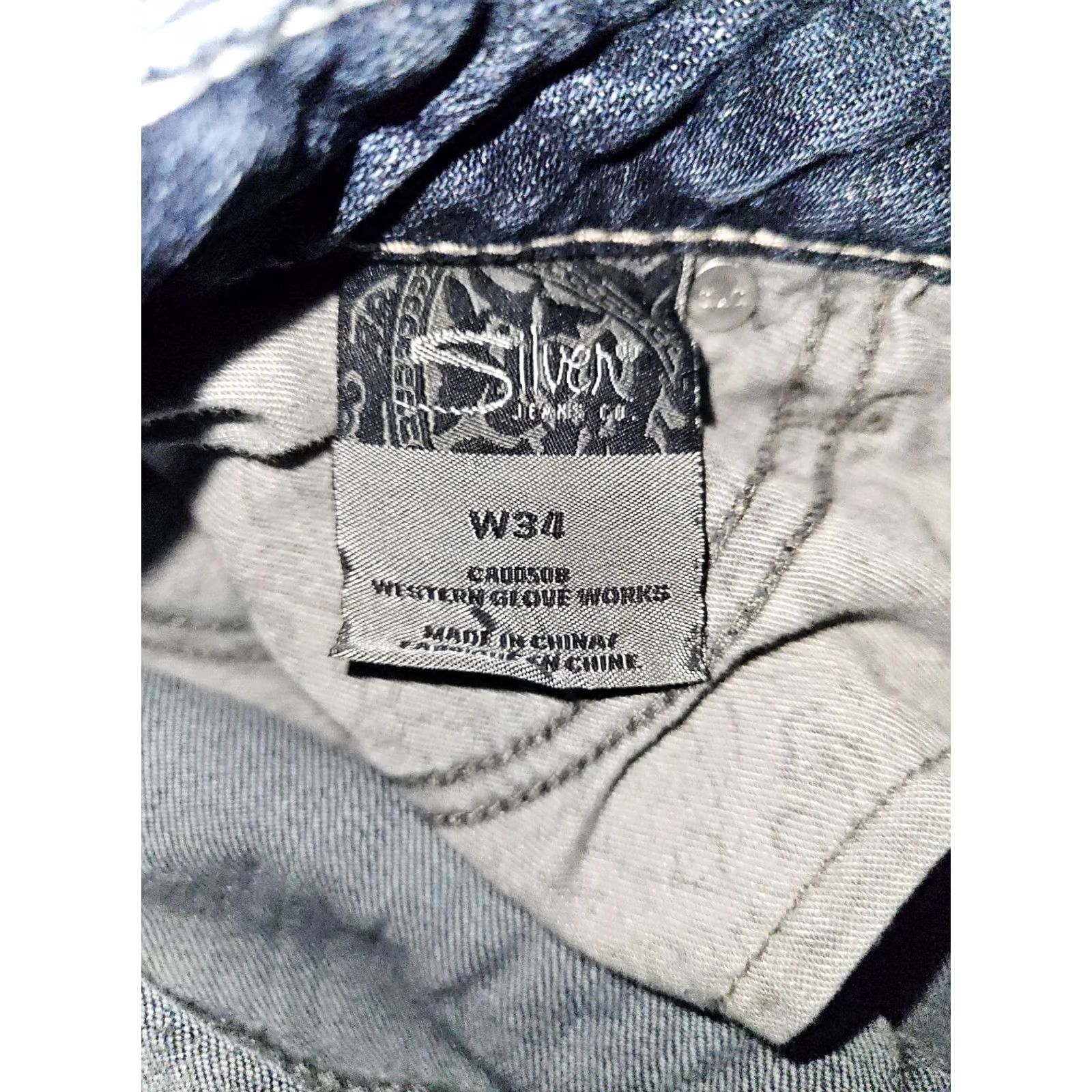 Vintage AIKO Silver Mid Capri Jeans Women's 34 Blue Embroidered Distressed Low Rise Capri Jeans Women Contemporary Denim City Logo 90s? Size 24" / US 00 / IT 34 - 3 Thumbnail