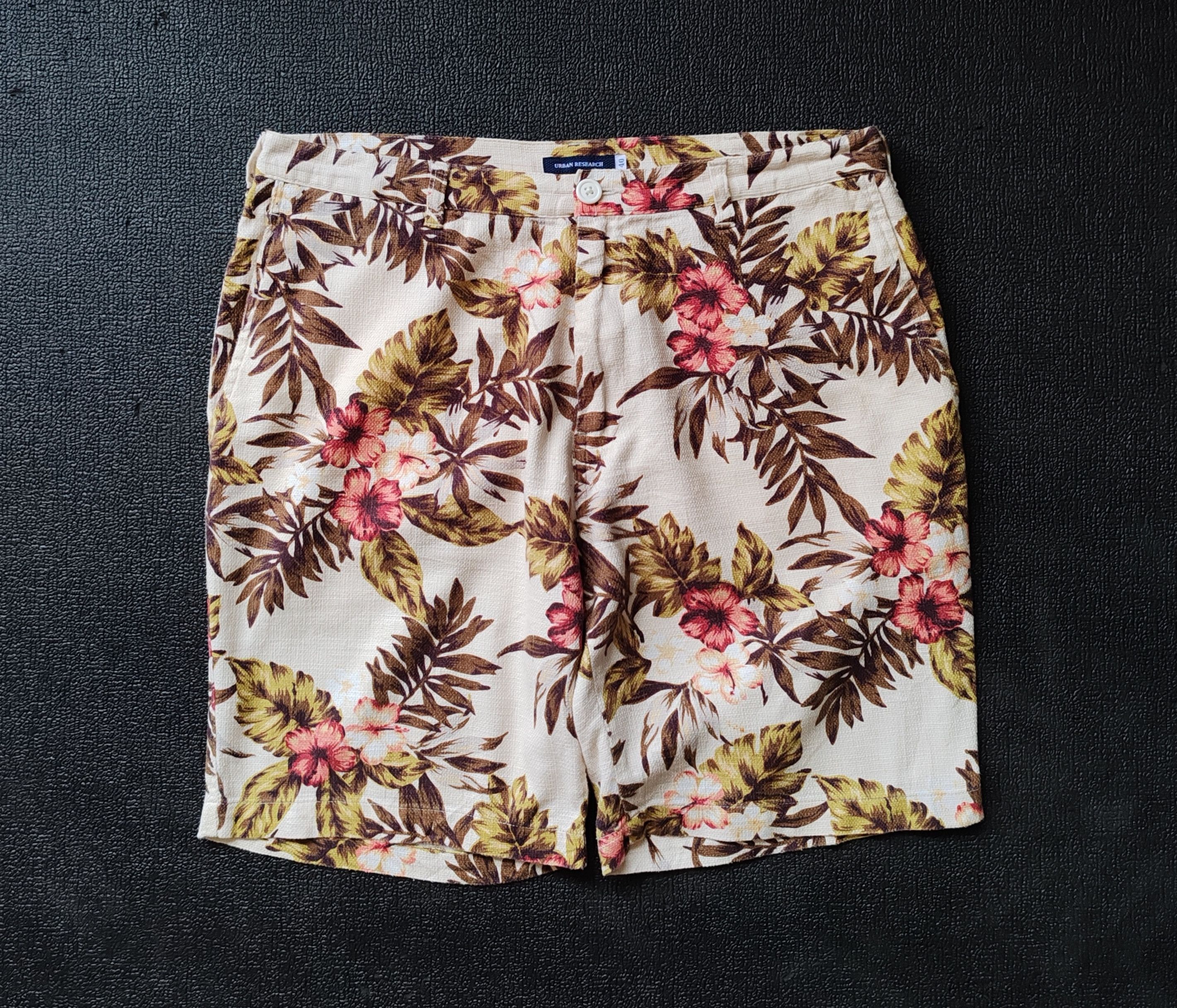URBAN RESEARCH DOORS URBAN RESEARCH Floral Linen Shorts size 34 Size US 34 / EU 50 - 3 Thumbnail