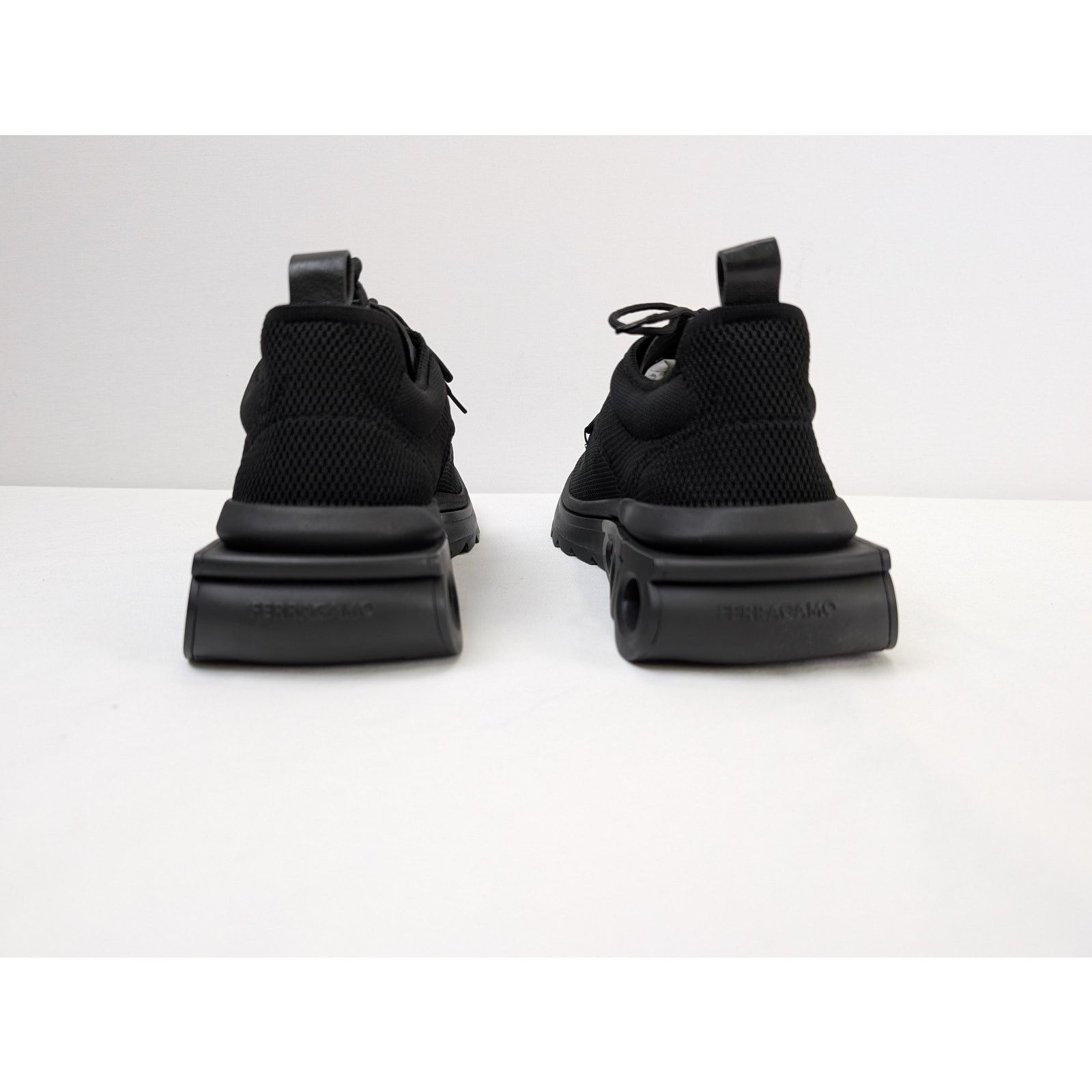 Salvatore Ferragamo o1rshd1 Nima Knit Men Shoes Fashion Sneaker in Black Size US 11 / EU 44 - 11 Thumbnail