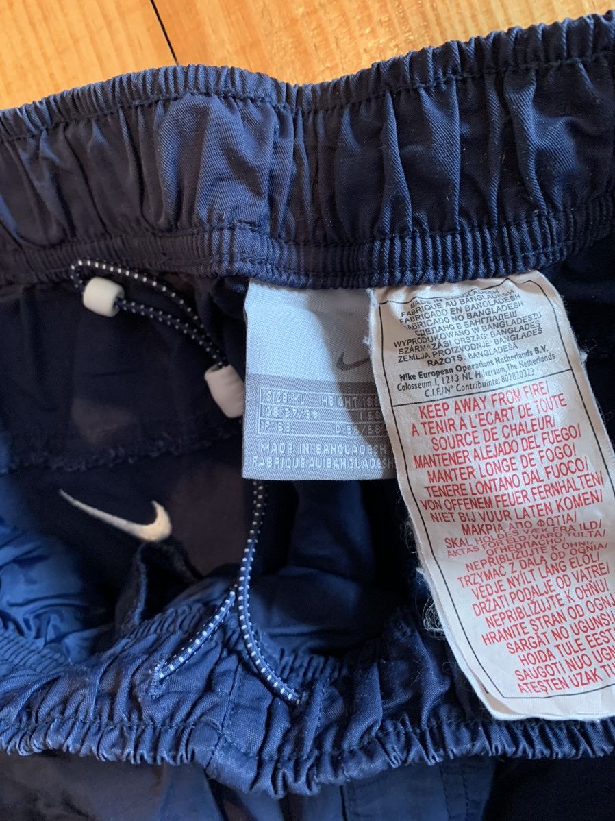 Nike × Vintage Nike Shox Vintage Shorts Size US 37 - 4 Thumbnail